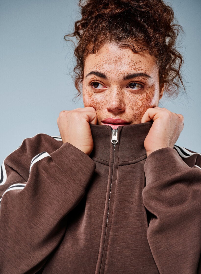 Hochgeschlossenes Trainingstop mit Streifen an den &Auml;rmeln, Braun, Image image number 0