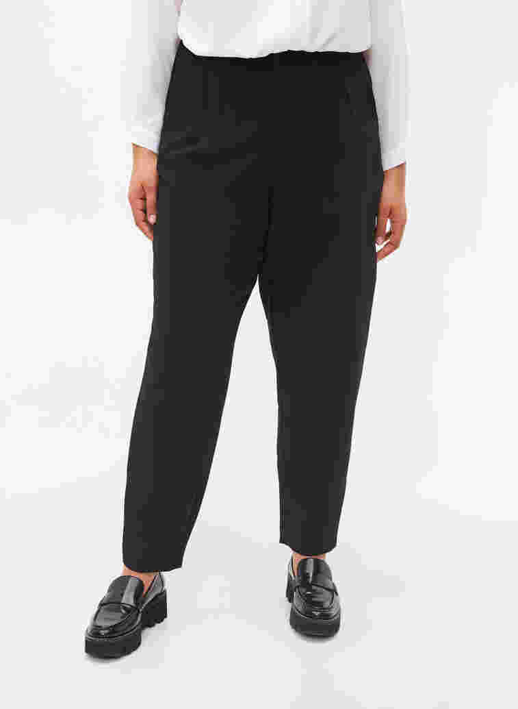 Klassische Hose mit hoher Taille, Black, Model image number 2