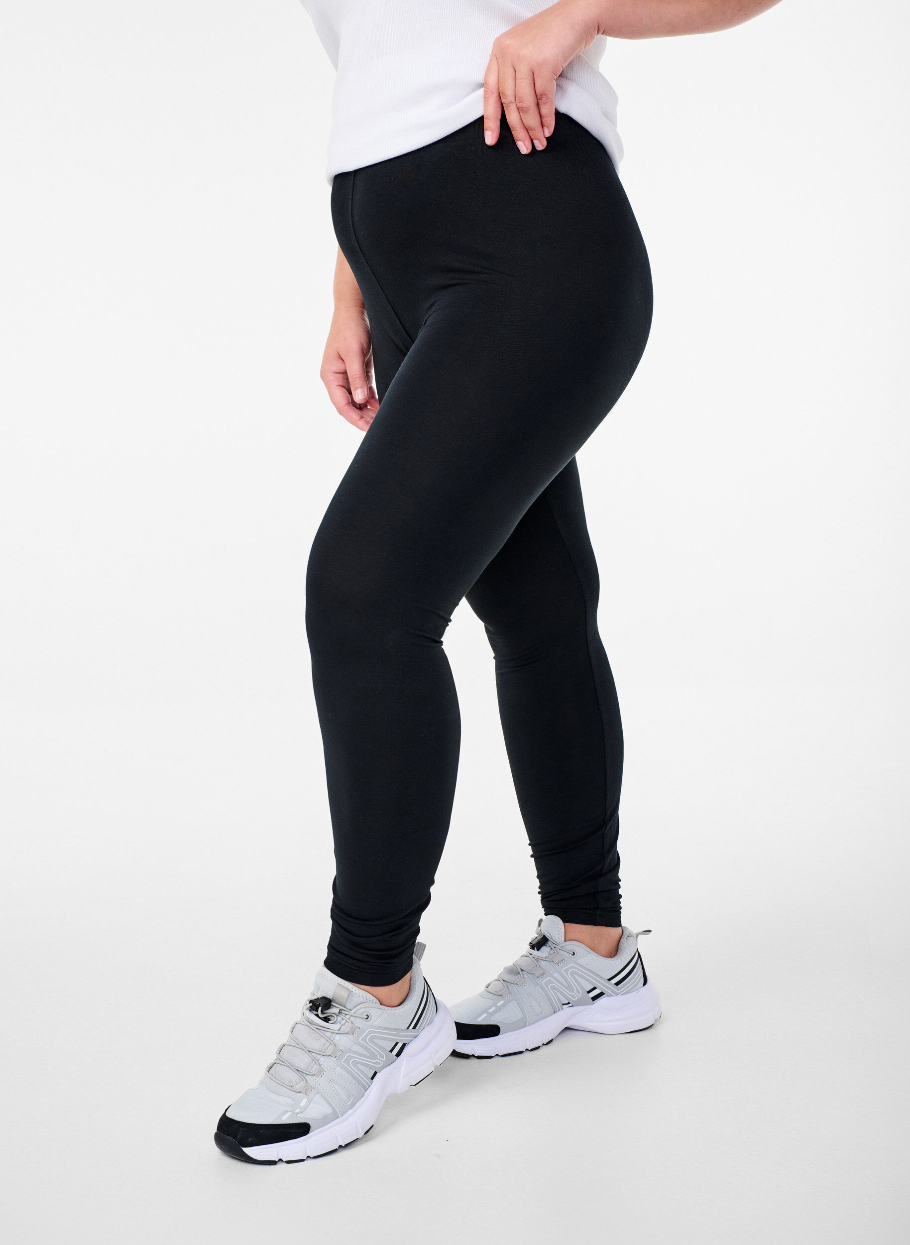 ZizziBasic Leggings mit extra L&auml;nge, Schwarz, Model image number 0