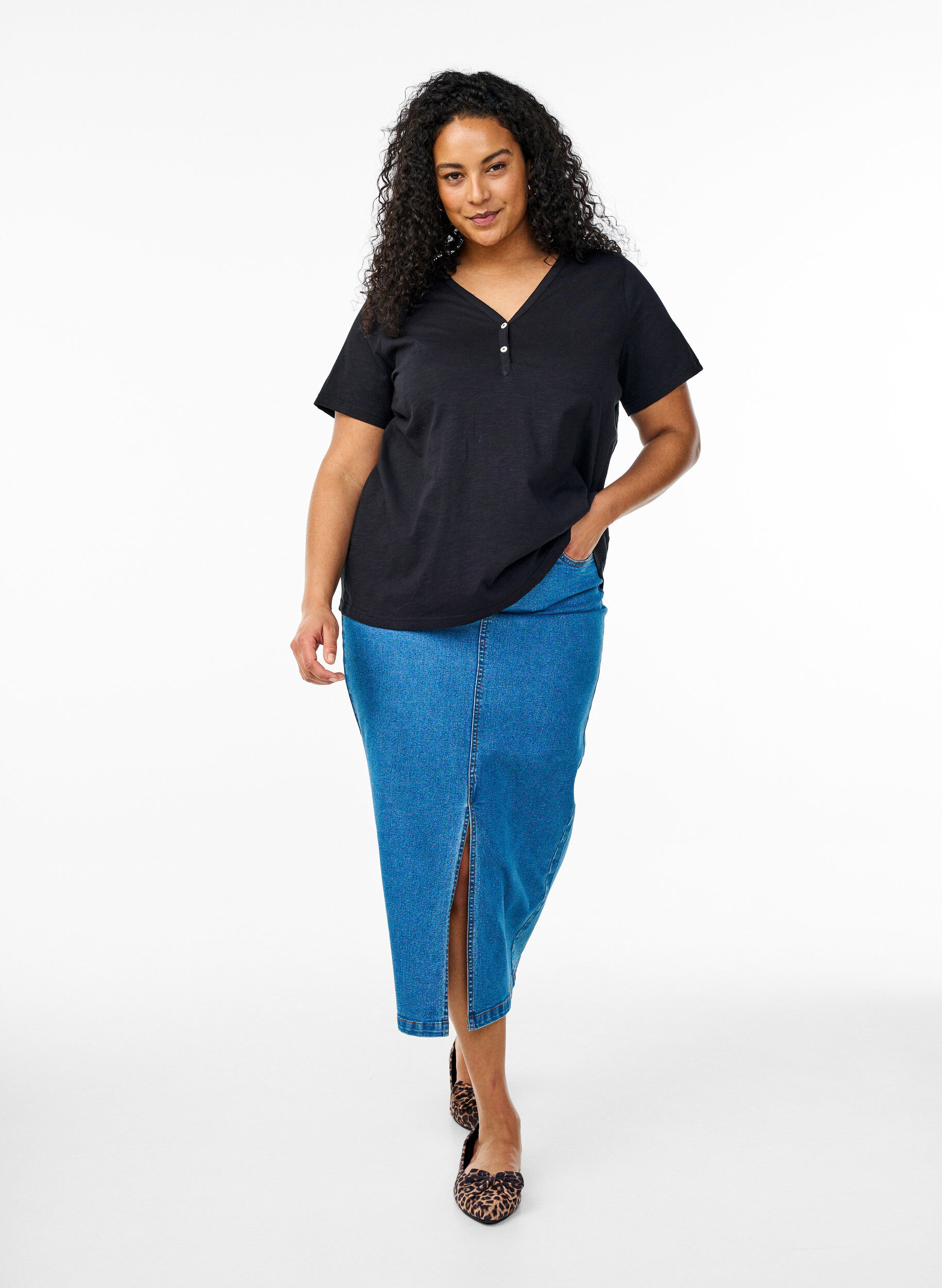 ZizziT-Shirt mit Knopfleiste, Schwarz, Model image number 1