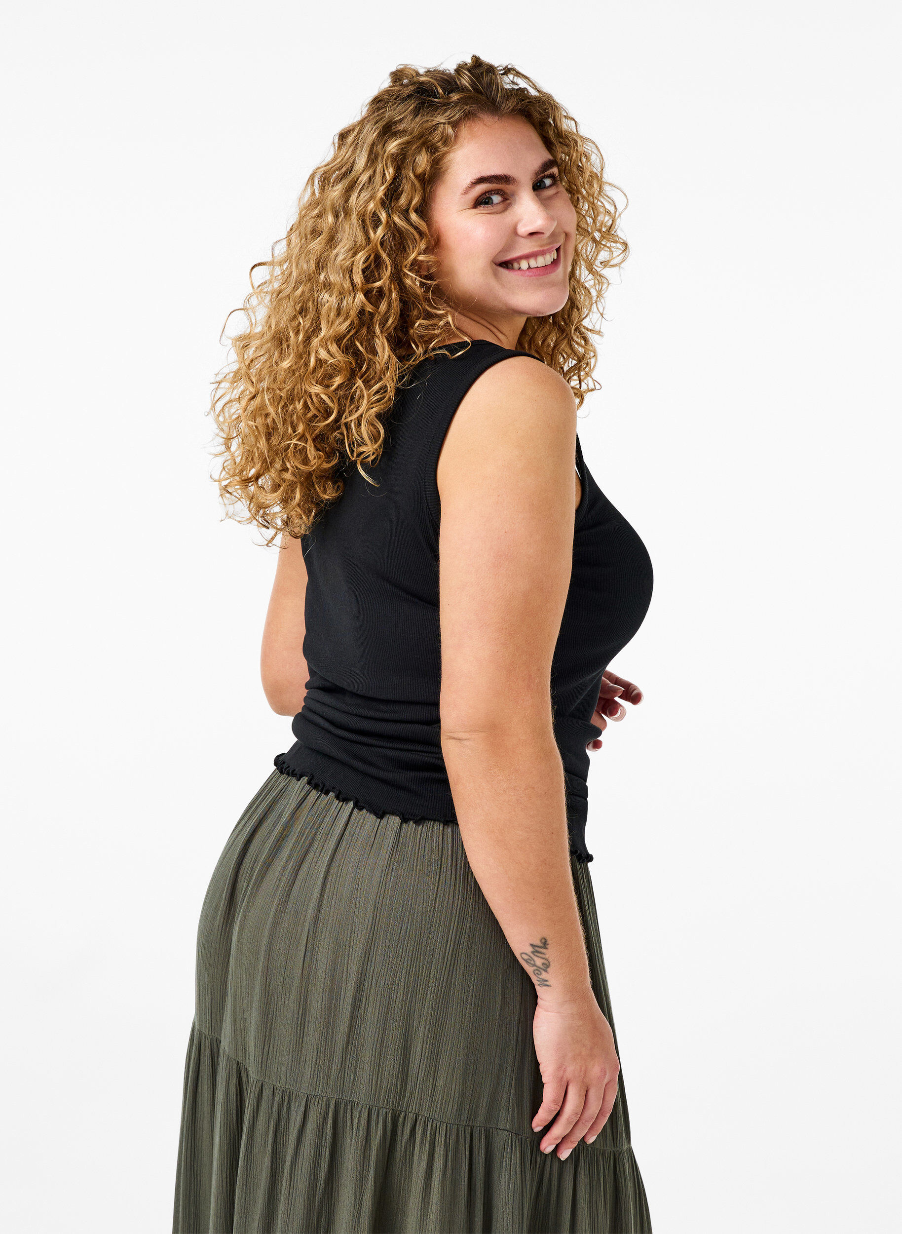 ZizziGeripptes Tanktop mit Kn&ouml;pfen, Black, Model image number 0