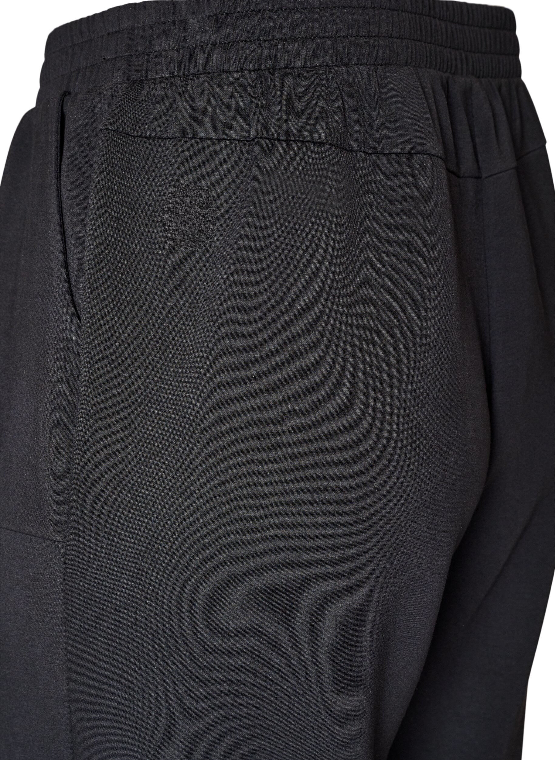 ZizziLockere Hose aus Jersey mit hoher Taille und Taschen, Schwarz, Packshot image number 3