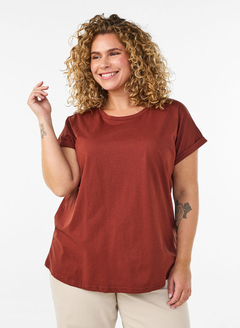 Kurz&auml;rmeliges T-Shirt aus einer Baumwollmischung, Rot, Model image number 0