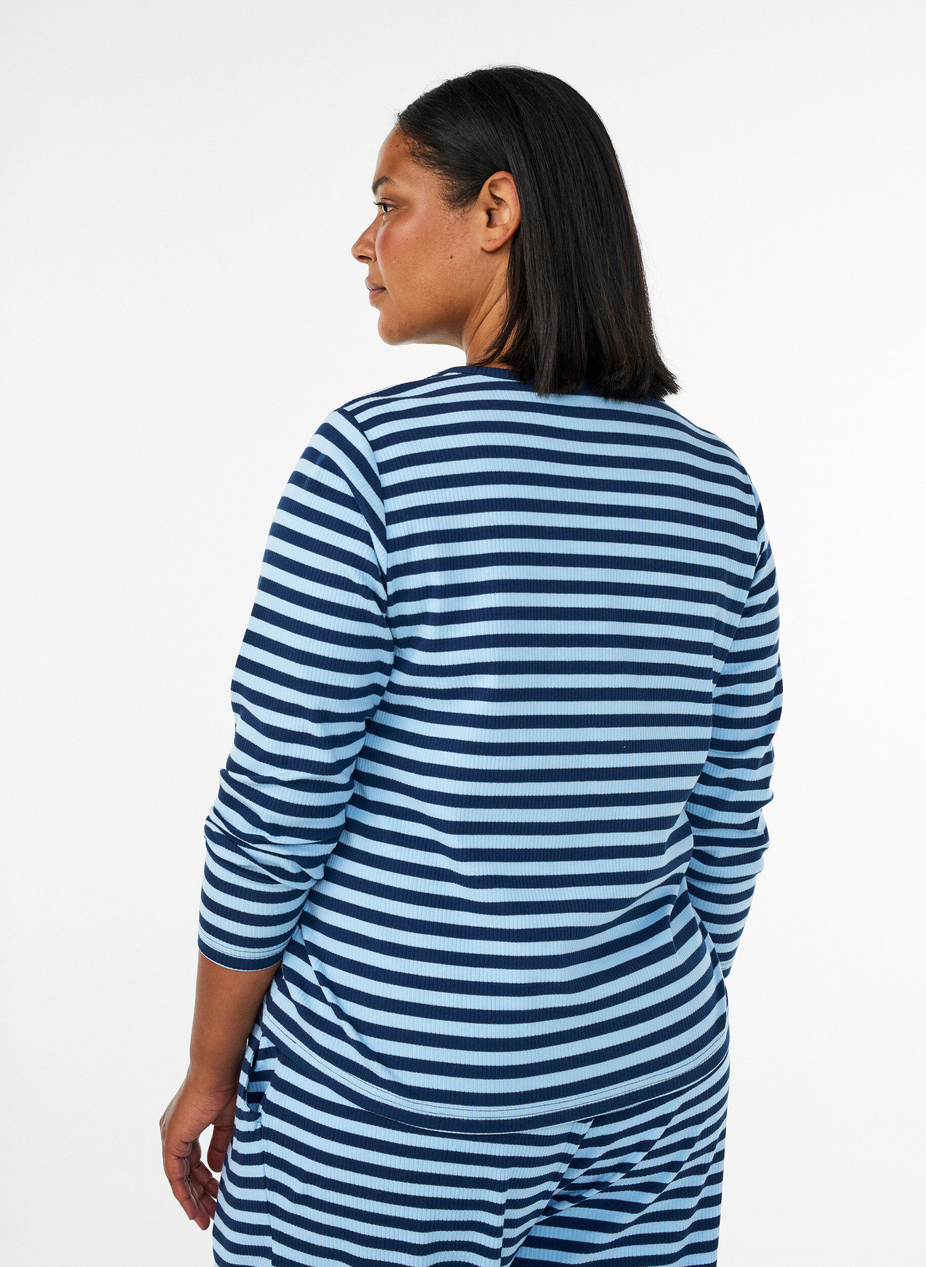 ZizziLang&auml;rmeliges Nachtoberteil aus geripptem Jersey mit Streifen, Blau, Model image number 2
