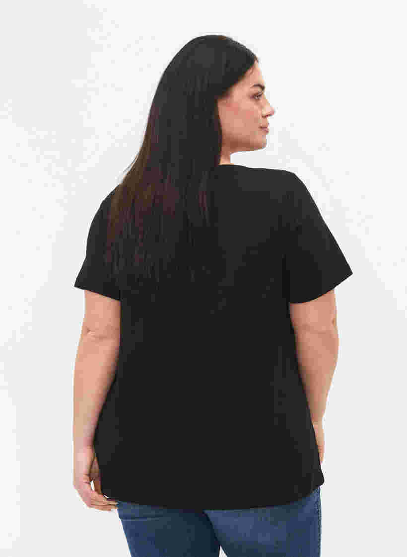 T-Shirt aus Baumwolle mit Druck und V-Ausschnitt , Black ORI, Model image number 1