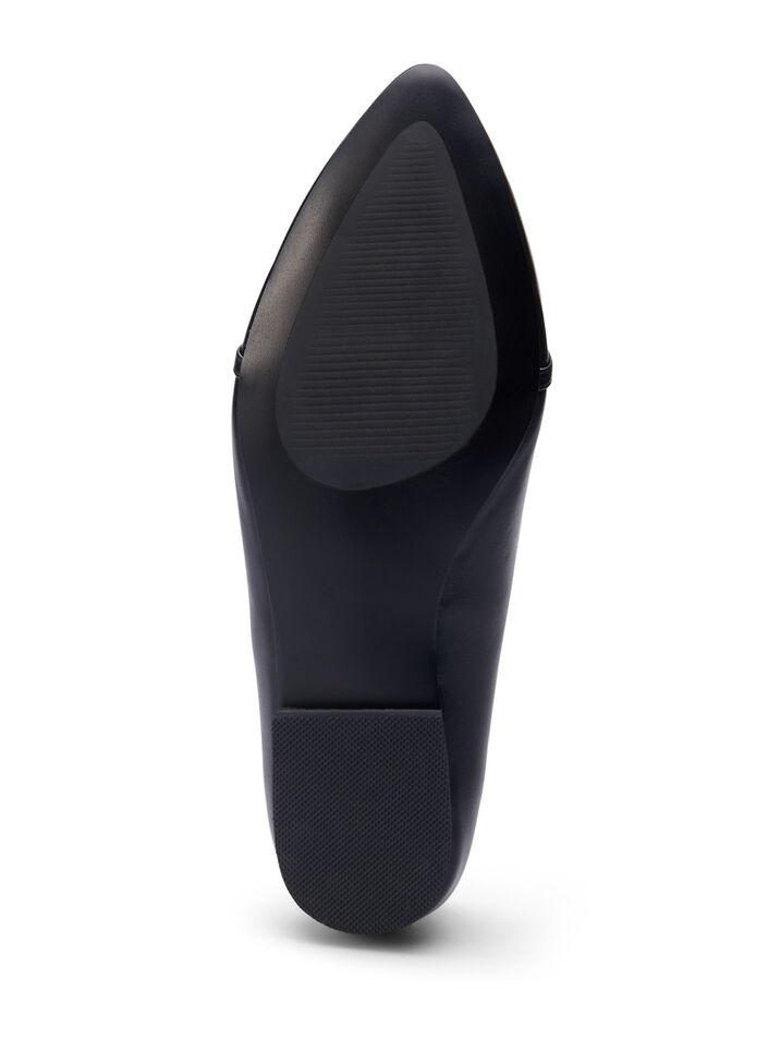 Weit geschnittene Ballerinas mit goldener Schnalle, Black, Packshot image number 4