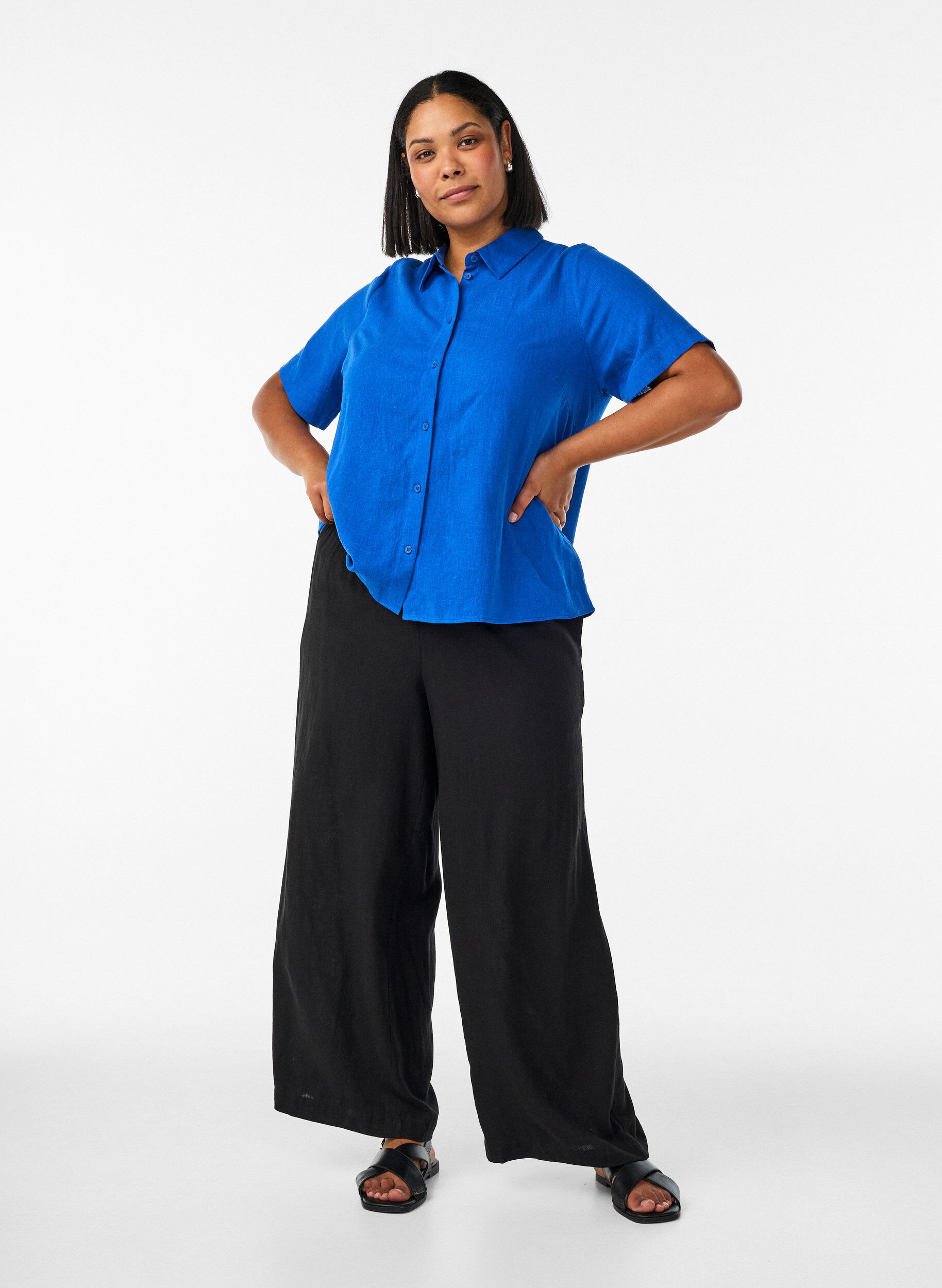 ZizziKurzarmhemd aus Leinen und Viskose, Blau, Model image number 1