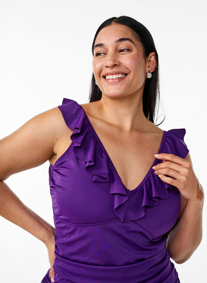 Badeanzug mit Rüschen und herausnehmbarer Polsterung, Lila, Model image number 2