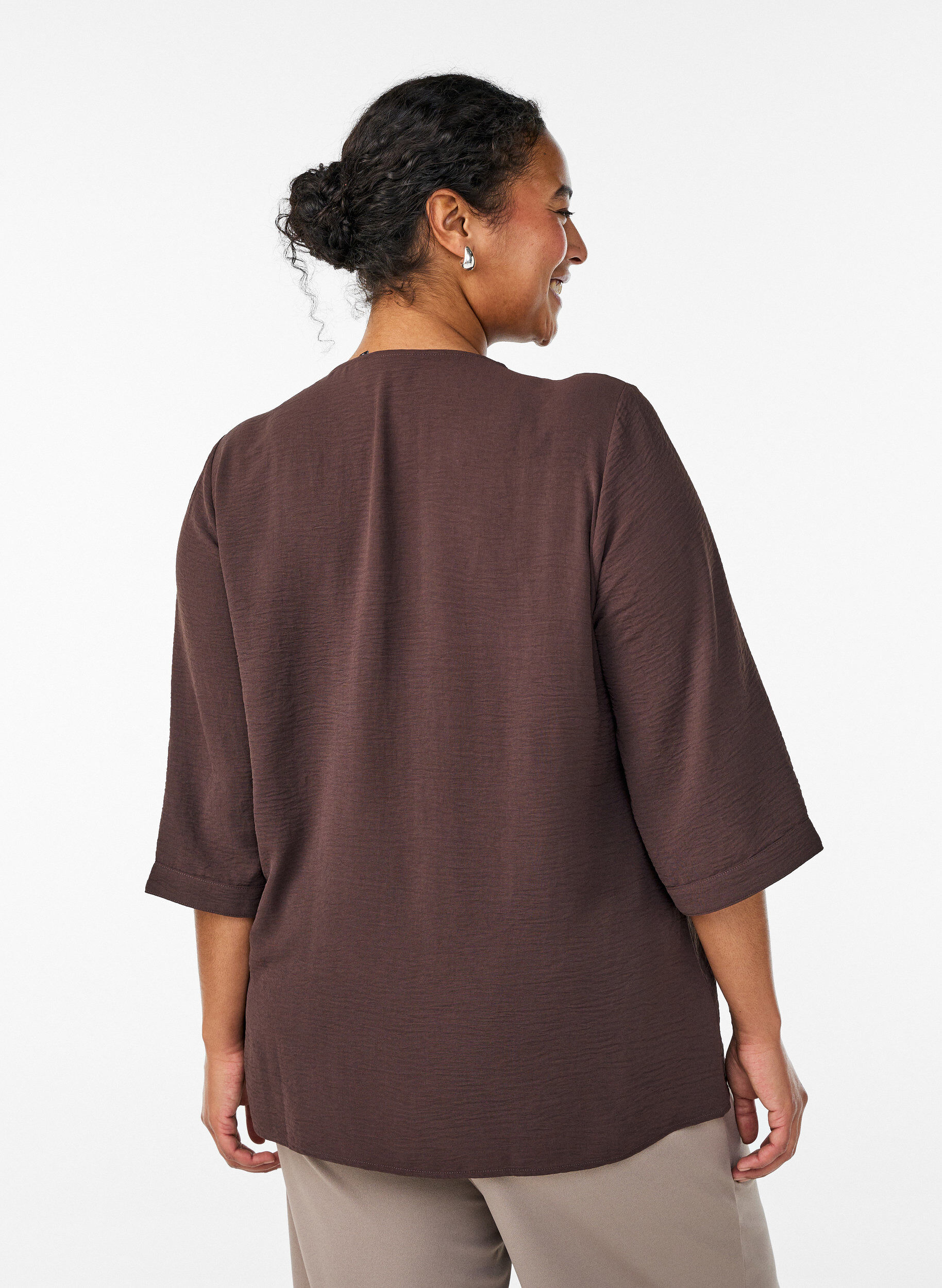 ZizziBluse mit V-Ausschnitt und 3/4-&Auml;rmeln, Braun, Model image number 2