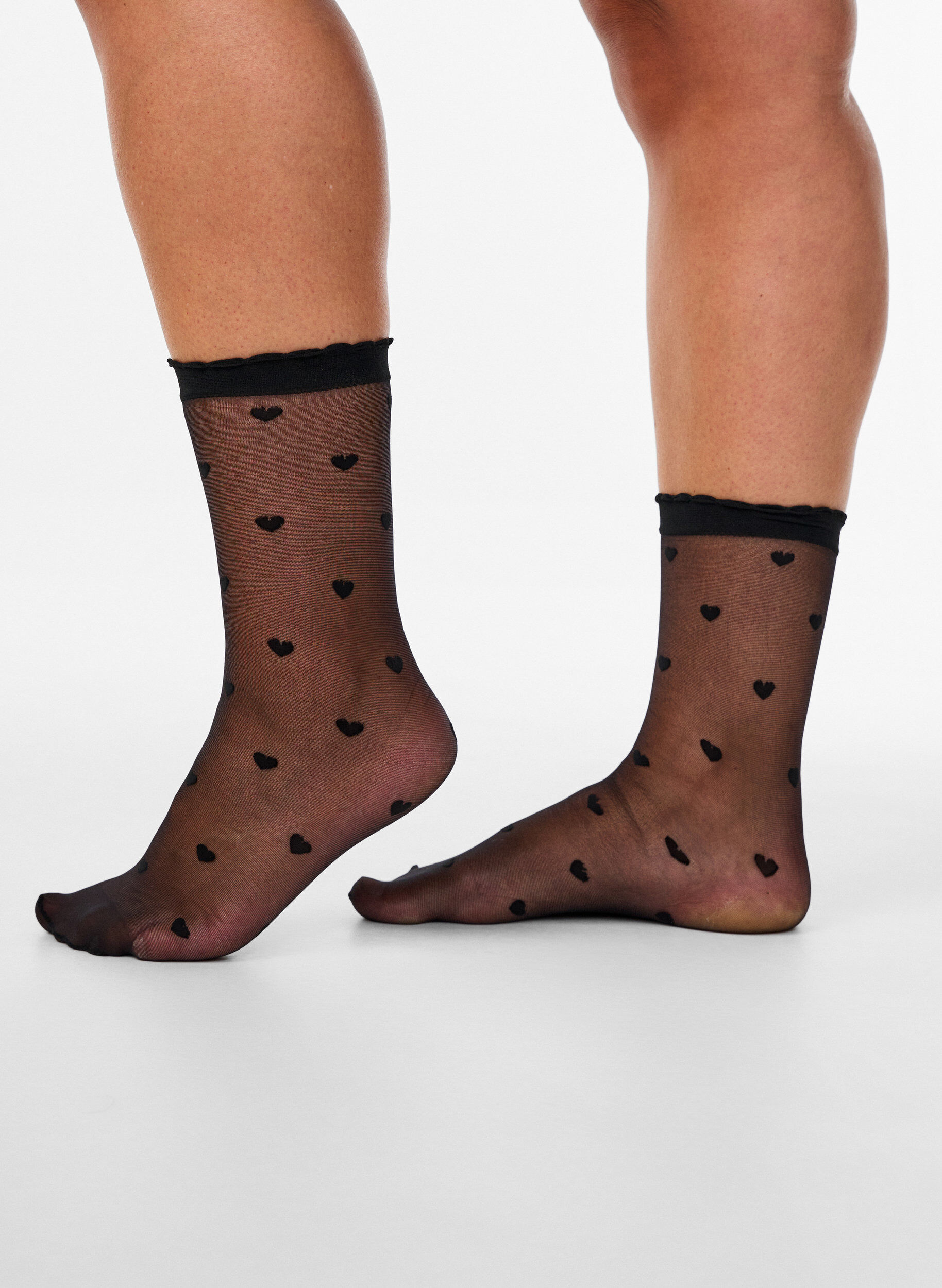 Zizzi2er-Pack Kn&ouml;chelsocken mit Herzchen, Schwarz, Model image number 1