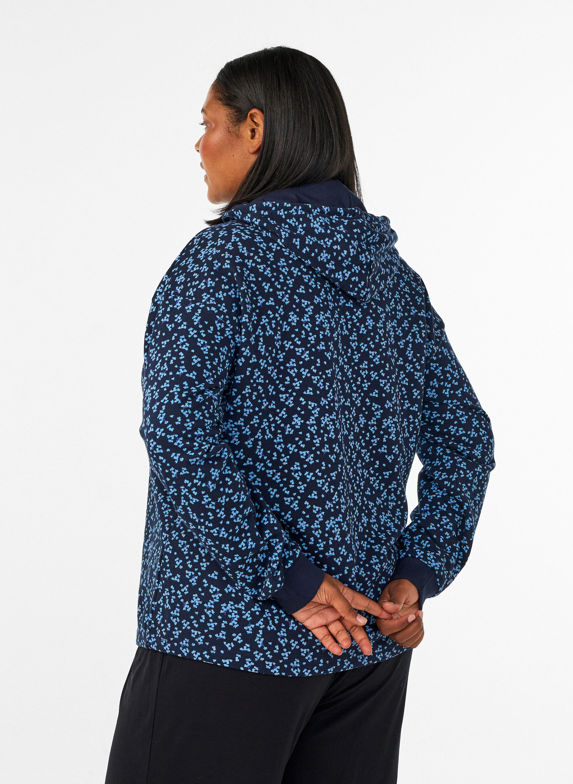 ZizziHoodie mit All-over-Print, Blau, Model image number 2