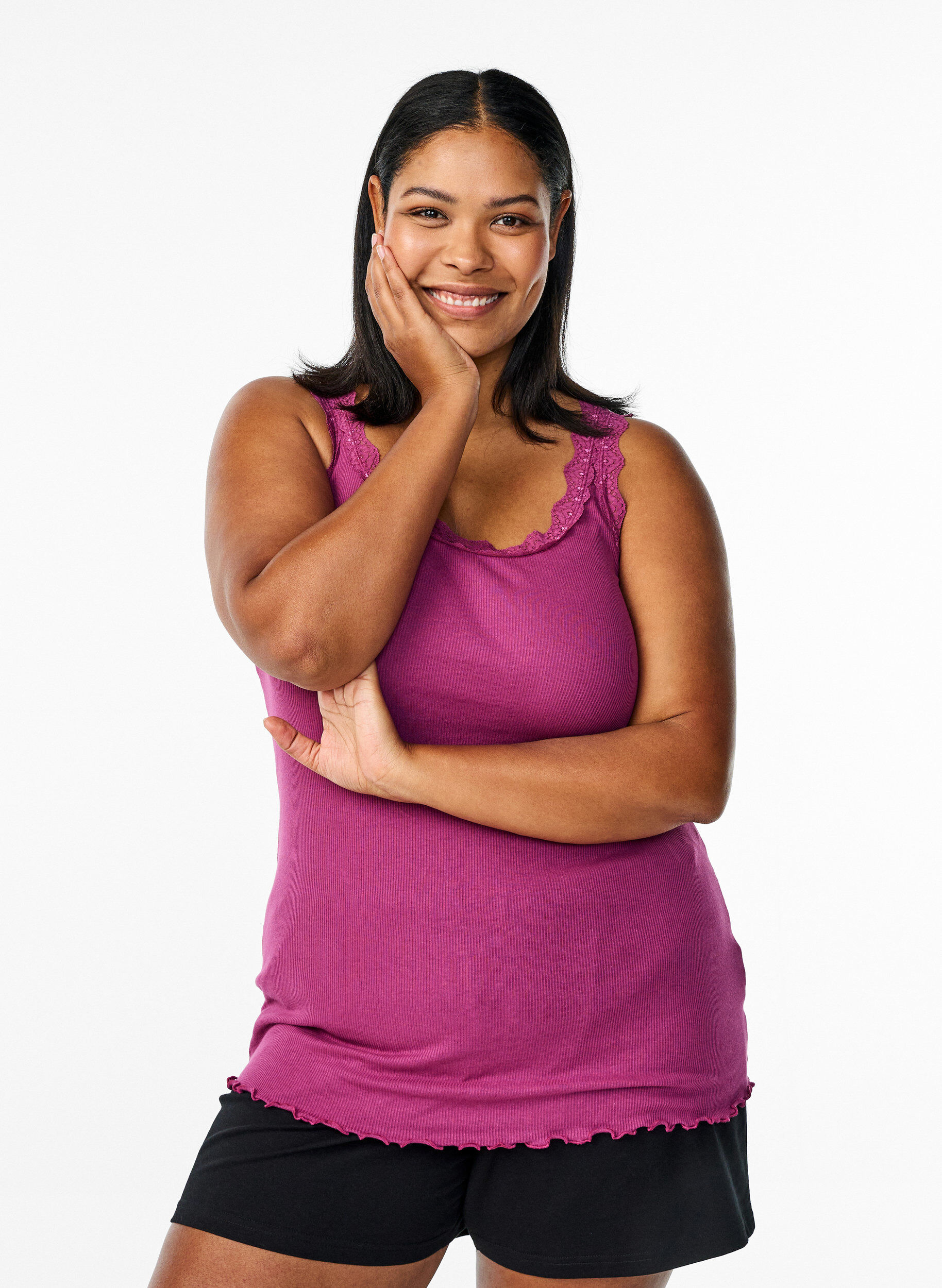 ZizziTop mit Spitzensaum, Rot, Model image number 0