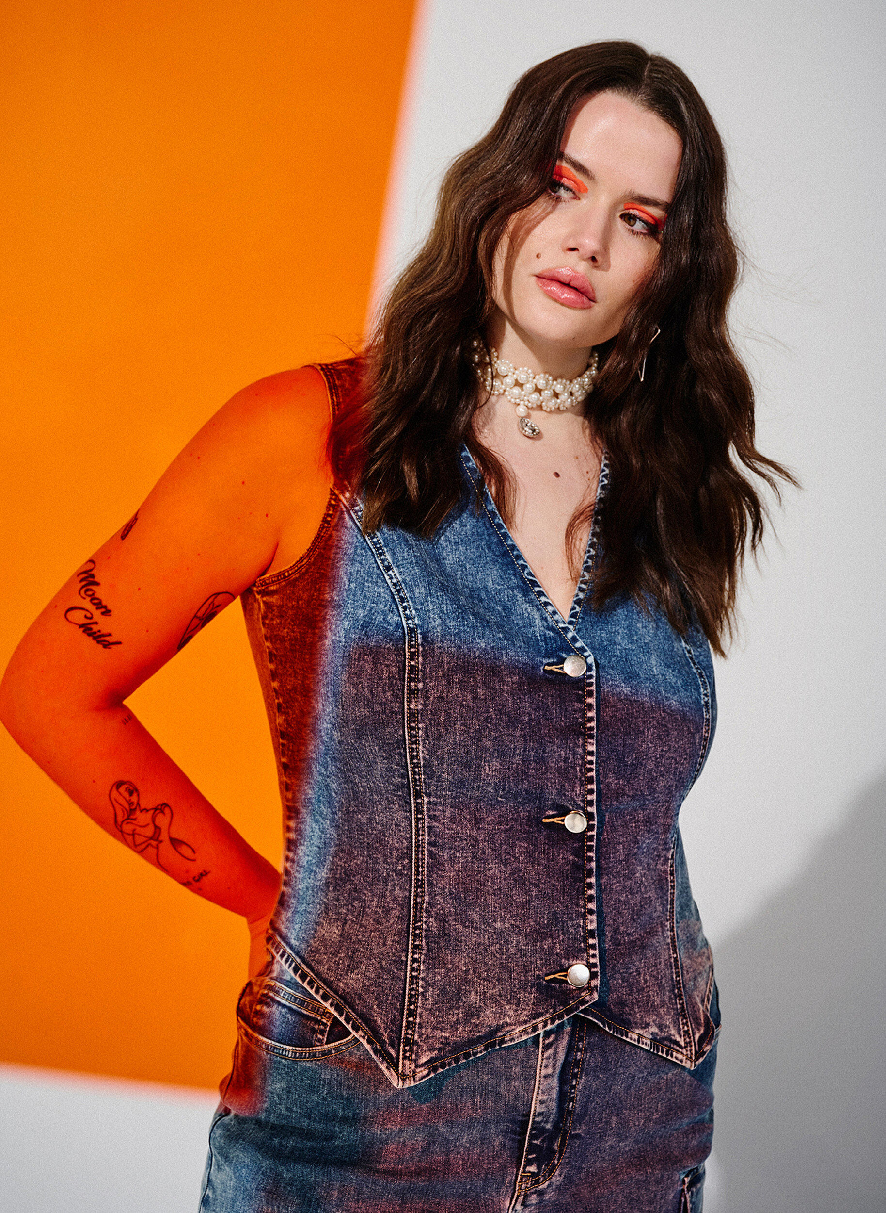 ZizziSchmal geschnittene Denim-Weste mit Kn&ouml;pfen, Blue Denim, Image image number 0