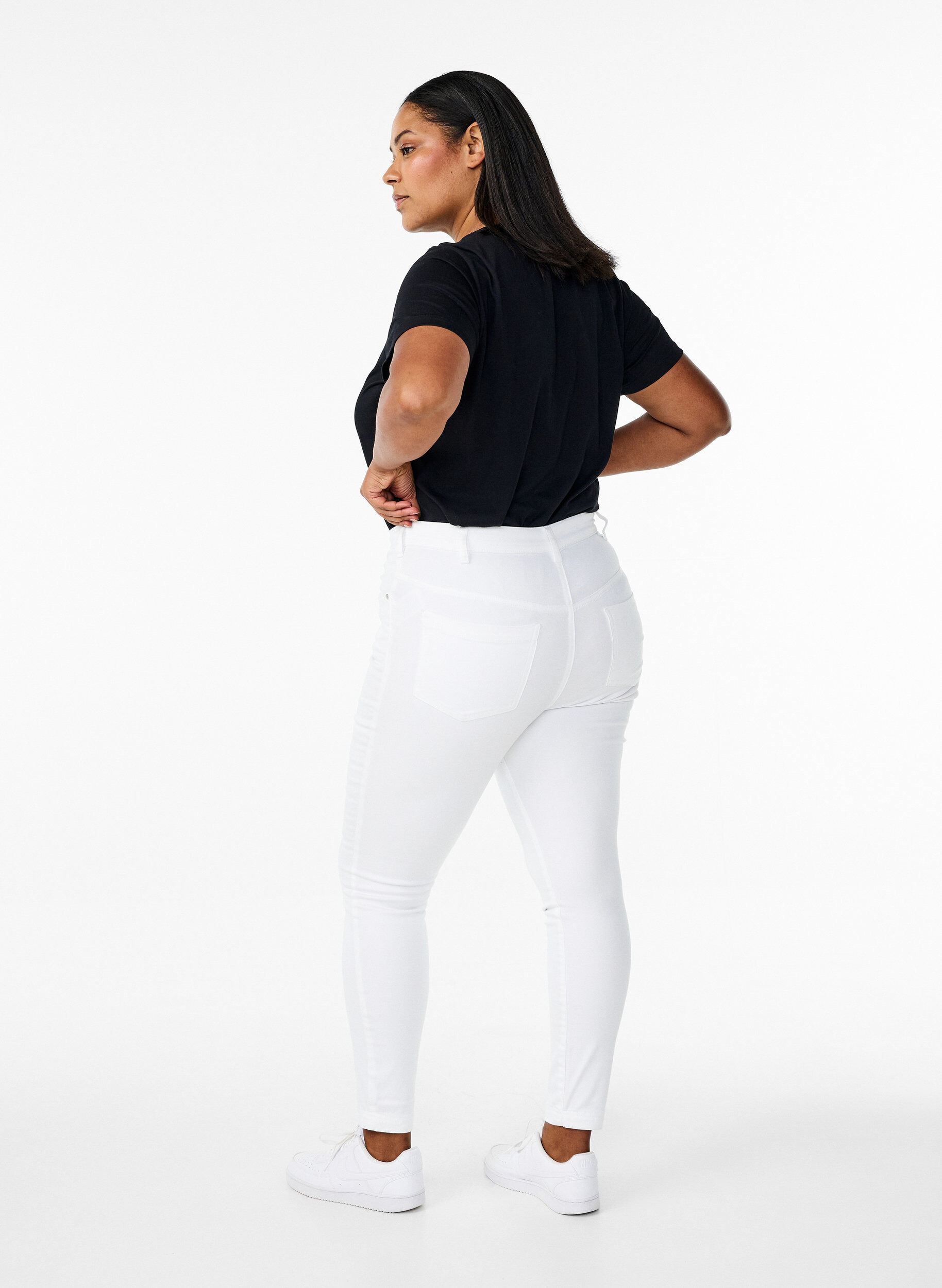 ZizziSuper Slim Amy Jeans mit hoher Taille, White, Model image number 1