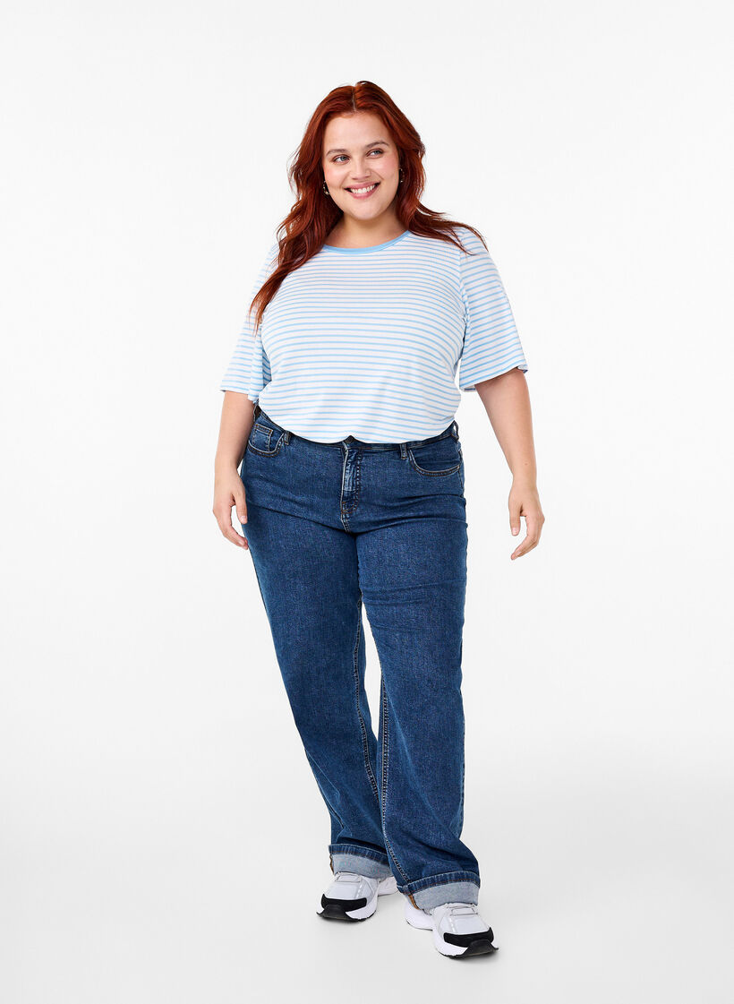 Gestreiftes T-Shirt aus Lyocell mit Rundhalsausschnitt, Blau, Model image number 1