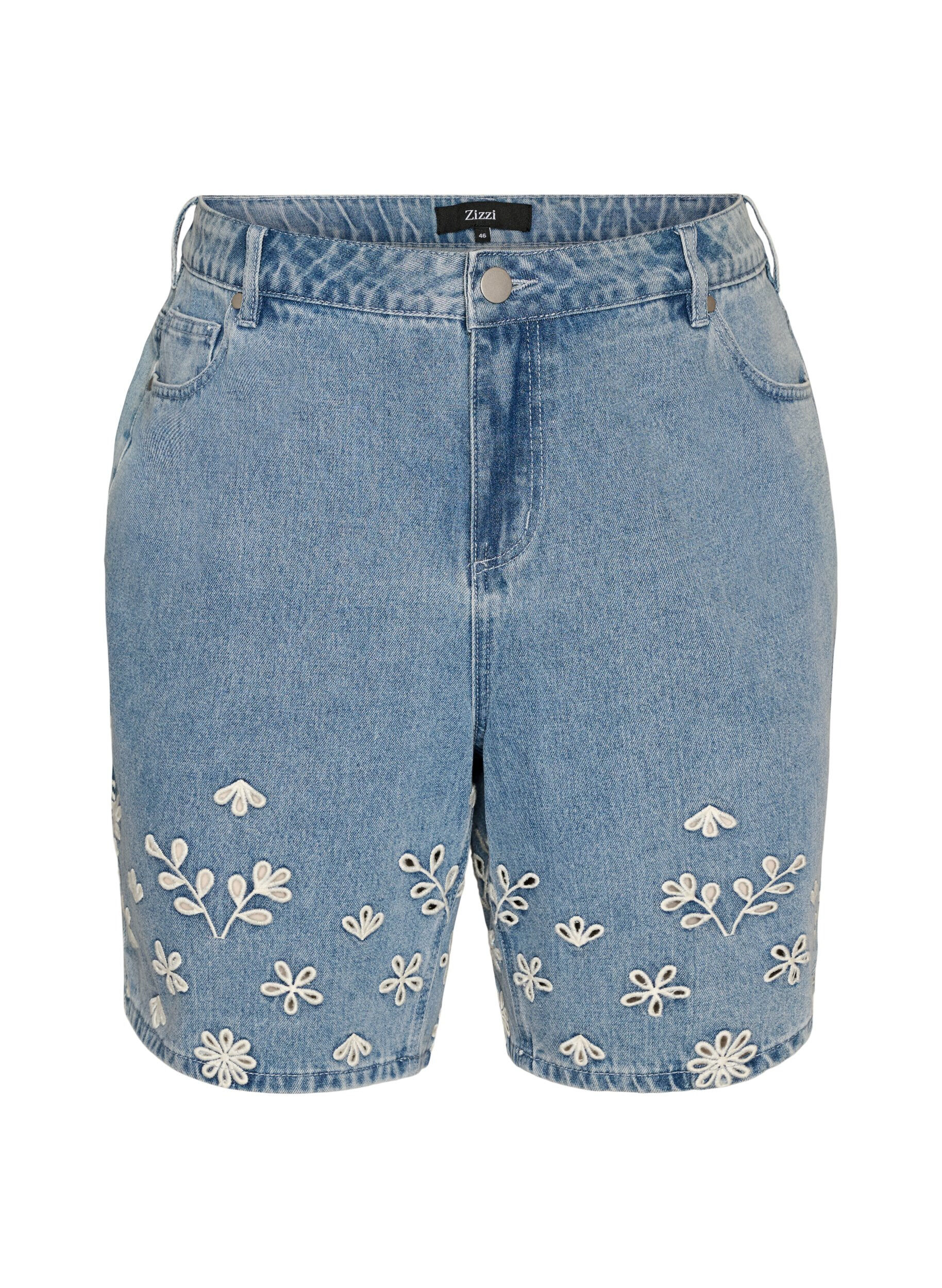 Jeansshorts mit Lochstickerei und hoher Taille
