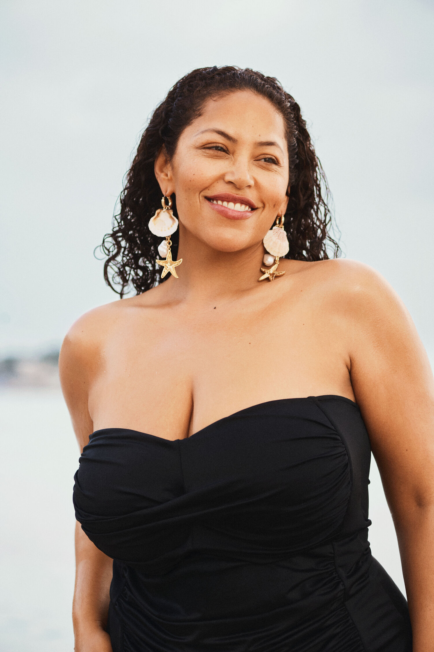 ZizziTr&auml;gerloser Badeanzug, , Model