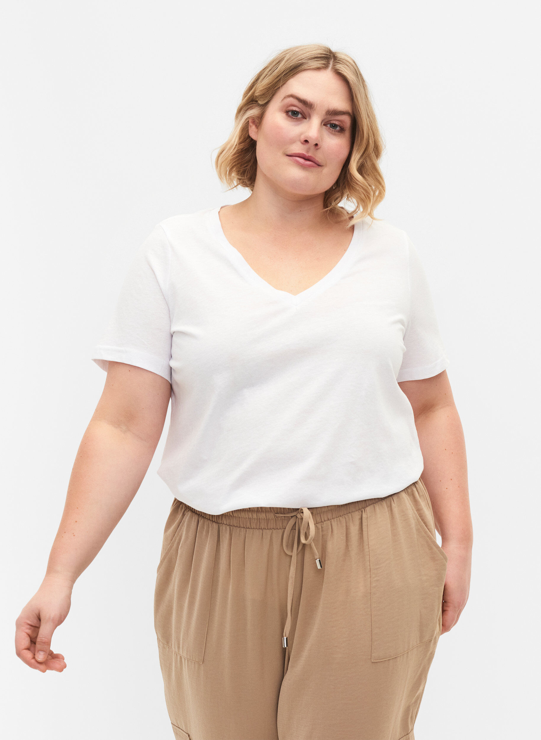 Zizzi2er-Pack T-Shirts mit V-Ausschnitt, Bright White / Black, Model image number 0