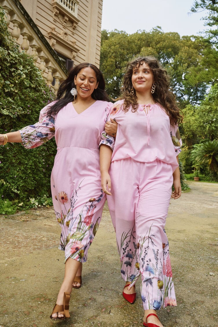 Gebl&uuml;mte Details, , Model