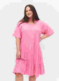 Kurzärmeliges Viskosekleid mit V-Ausschnitt, Aurora Pink, Model
