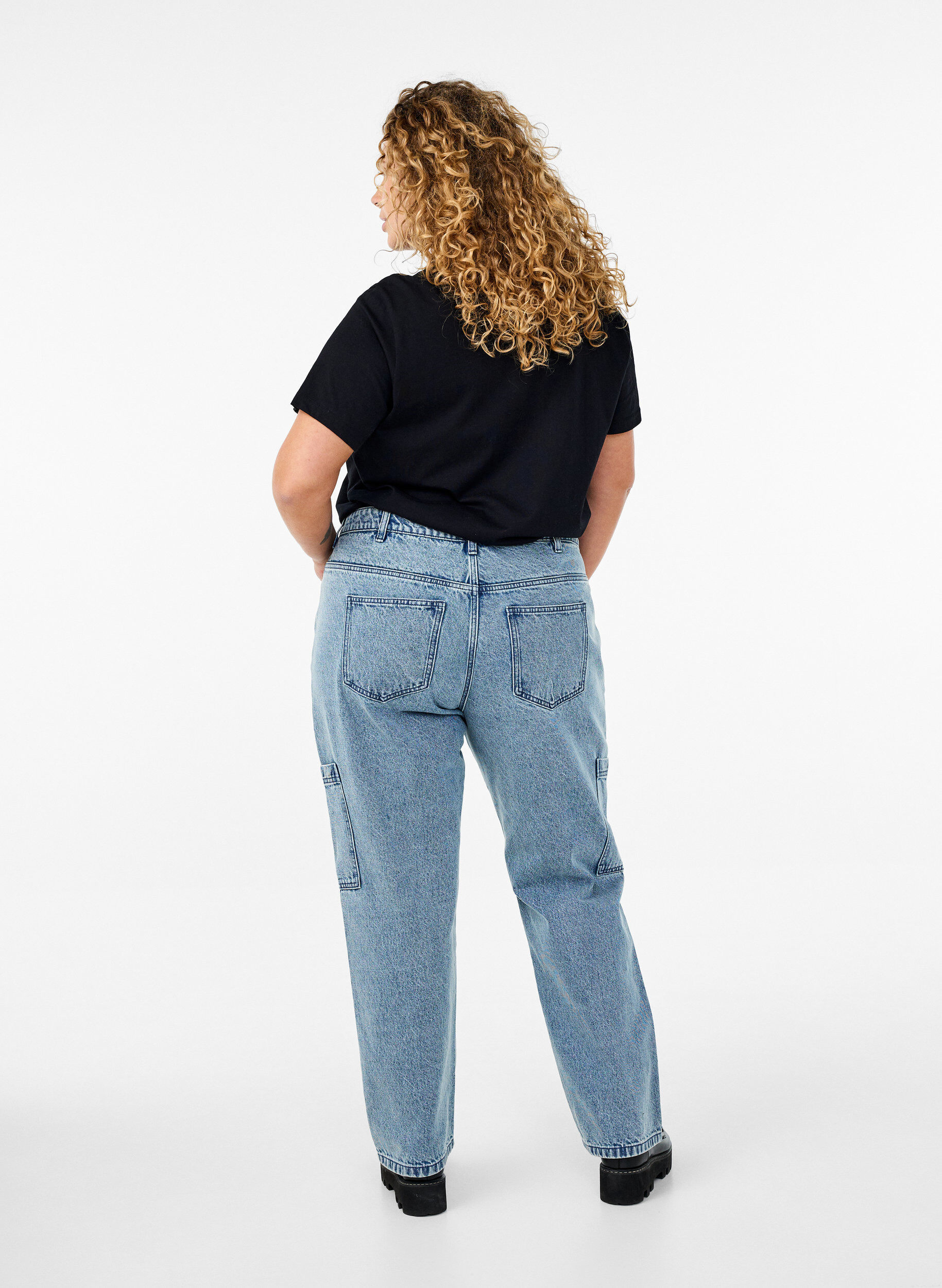 ZizziCargojeans mit hoher Taille, Blau, Model image number 1