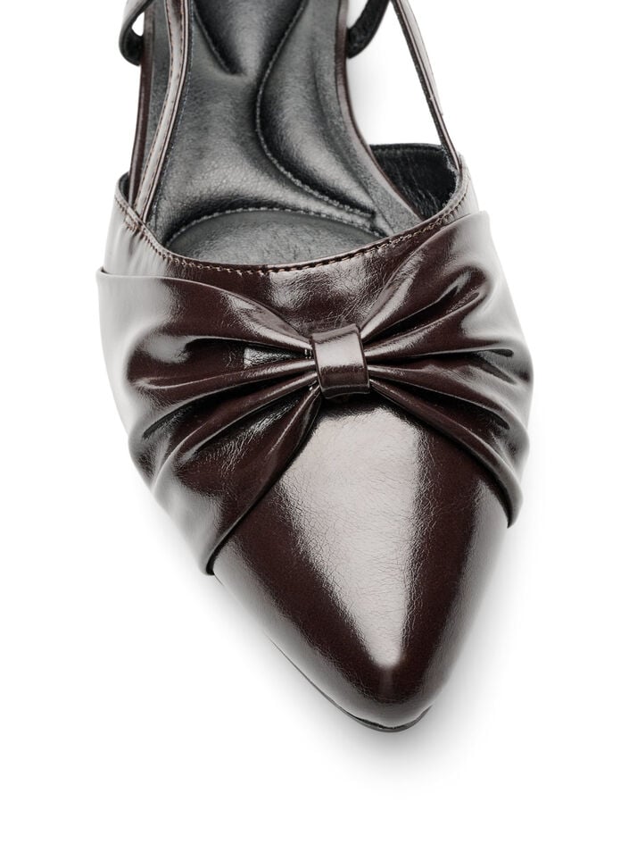Slingback mit Schleifendetail in Lackoptik, Braun, Packshot