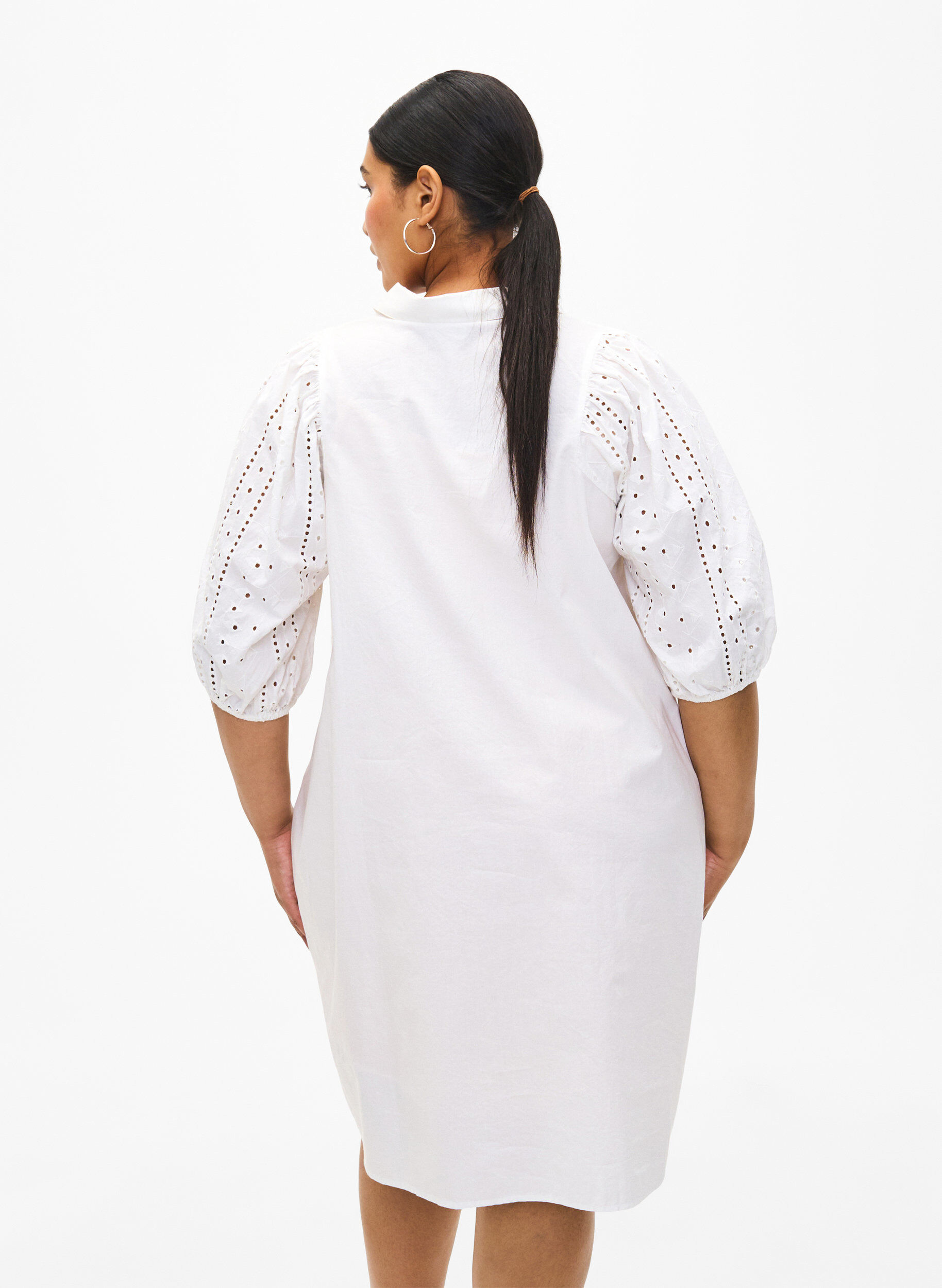 ZizziHemdkleid aus Baumwolle mit Lochstickerei, Off White, Model image number 1