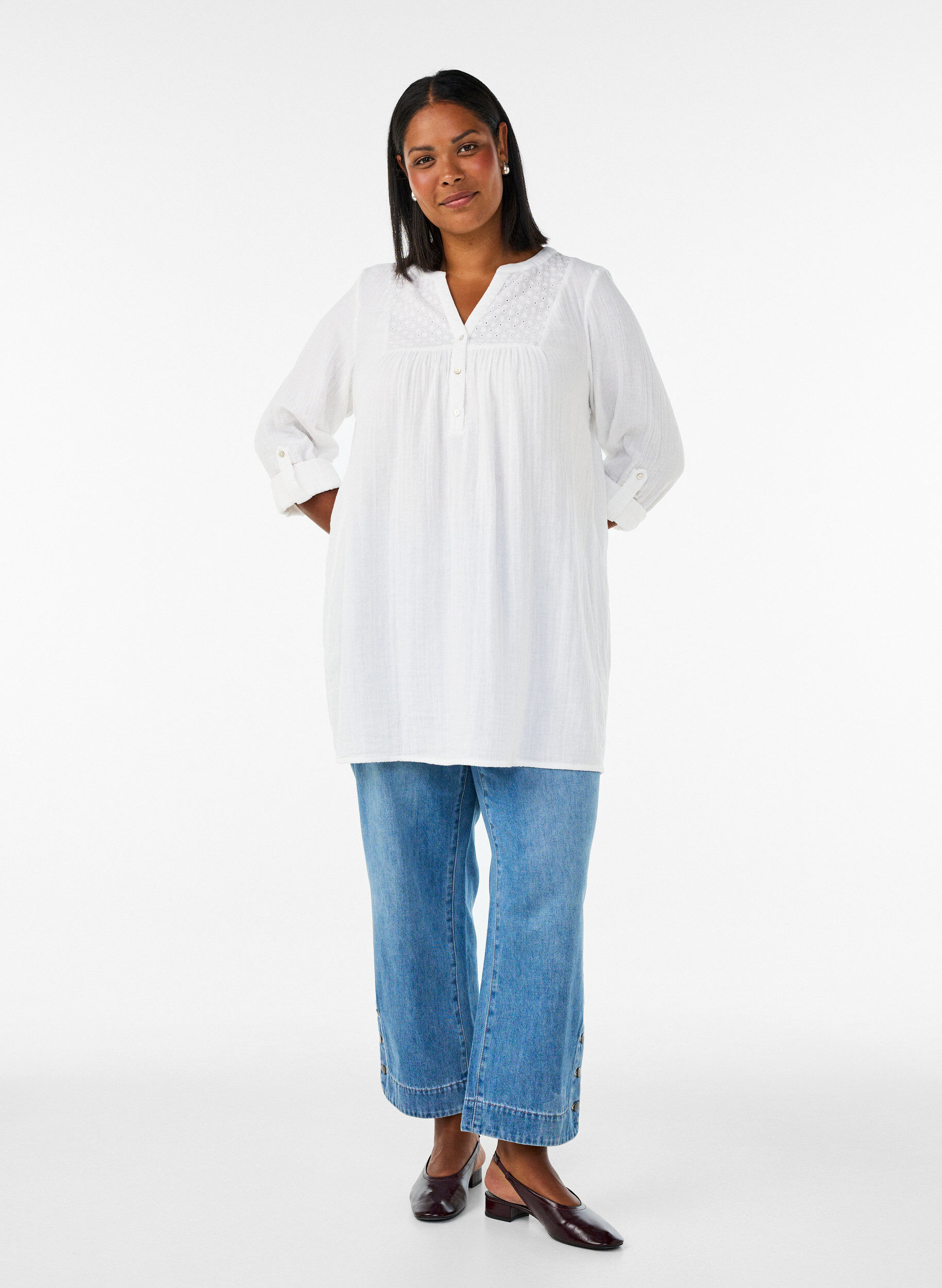 ZizziTunika aus Baumwollmusselin mit Broderie Anglaise, Wei&szlig;, Model image number 1