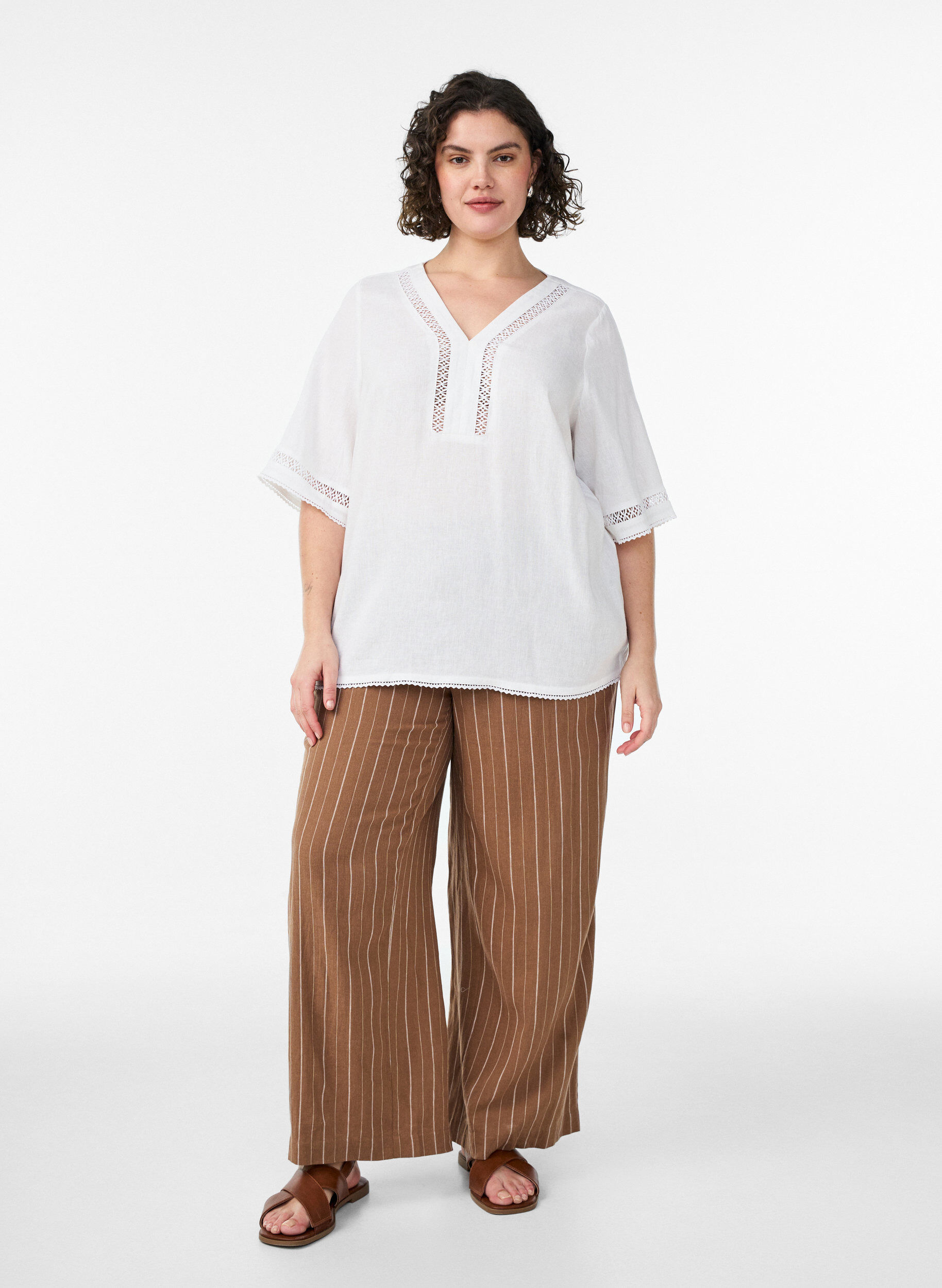 ZizziBluse aus Leinen und Viskose mit H&auml;keldetails, Wei&szlig;, Model image number 1