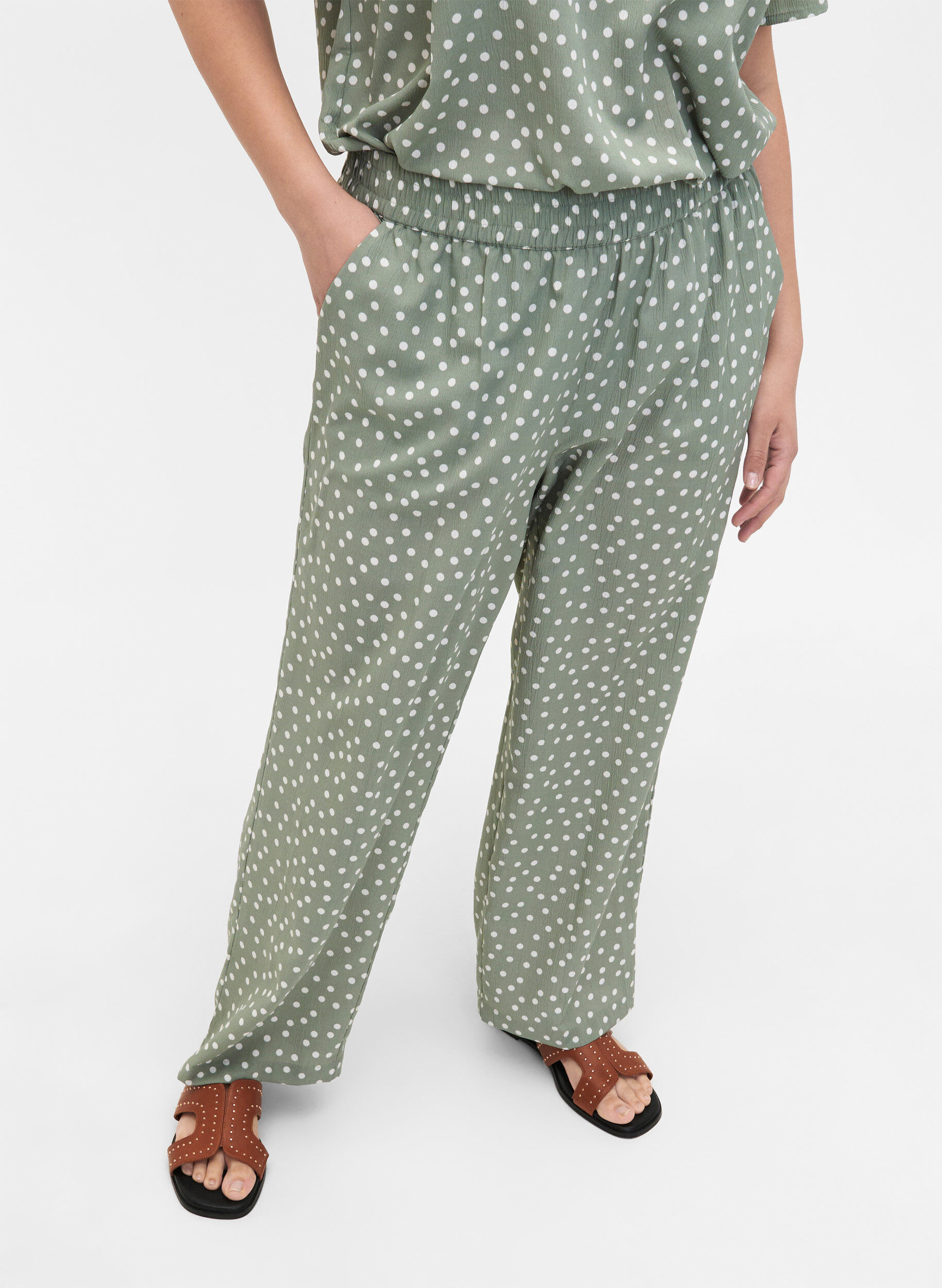 ZizziFLASH &ndash; Hose mit Aufdruck und Taschen, Iceberg Green Dot, Model image number 2