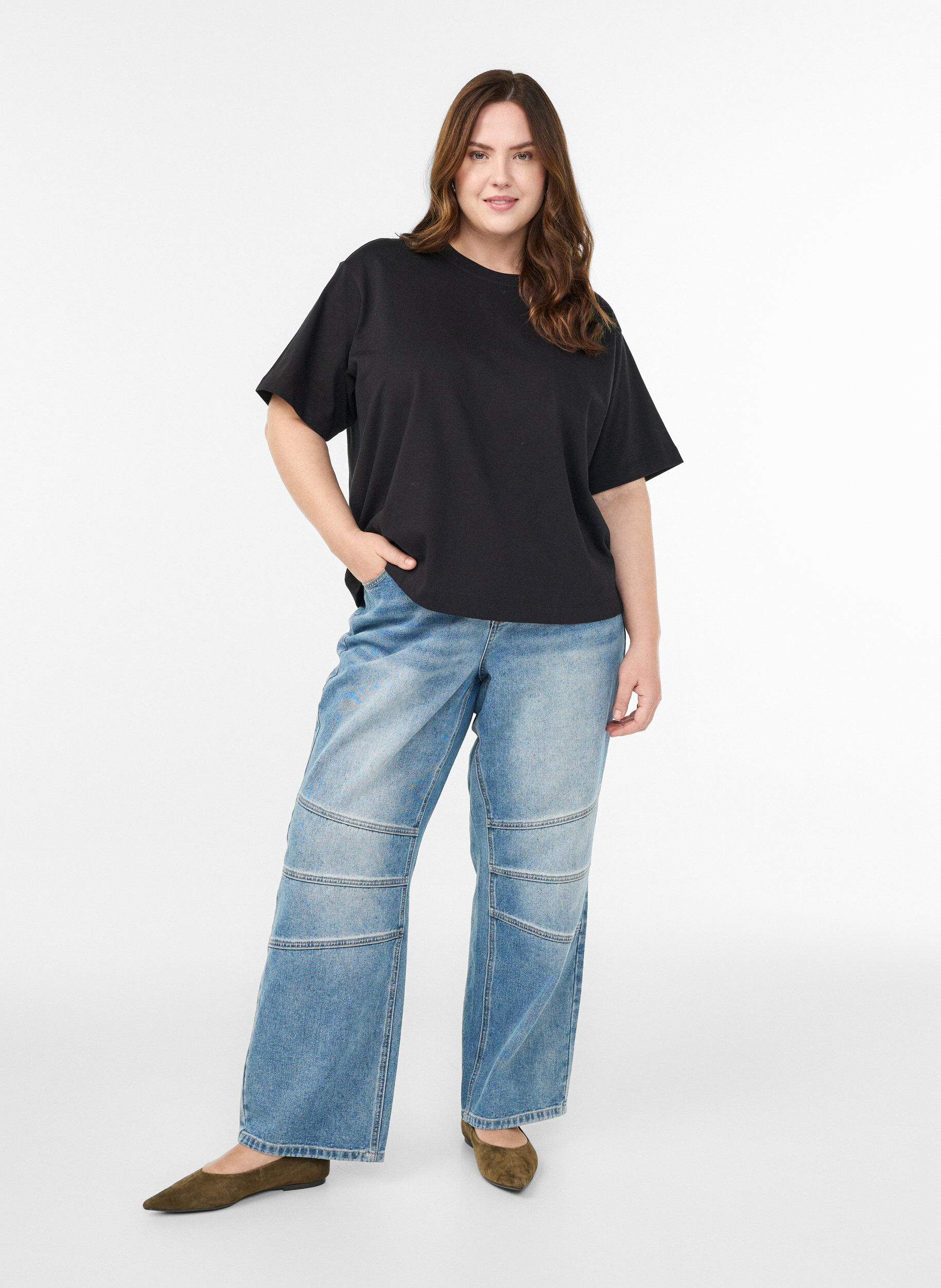 ZizziBoxy Baumwoll-T-Shirt., Schwarz, Model image number 1