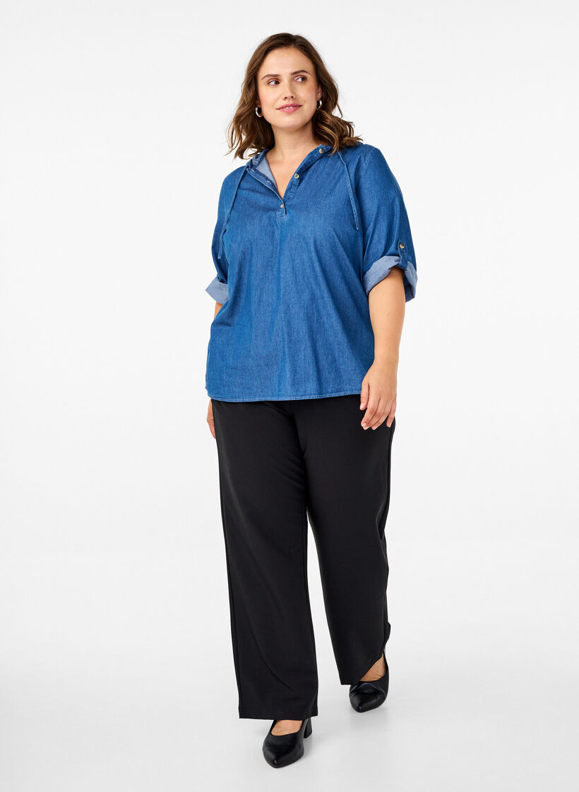 Jeansbluse mit Kapuze, Medium Blue Denim, Model image number 2