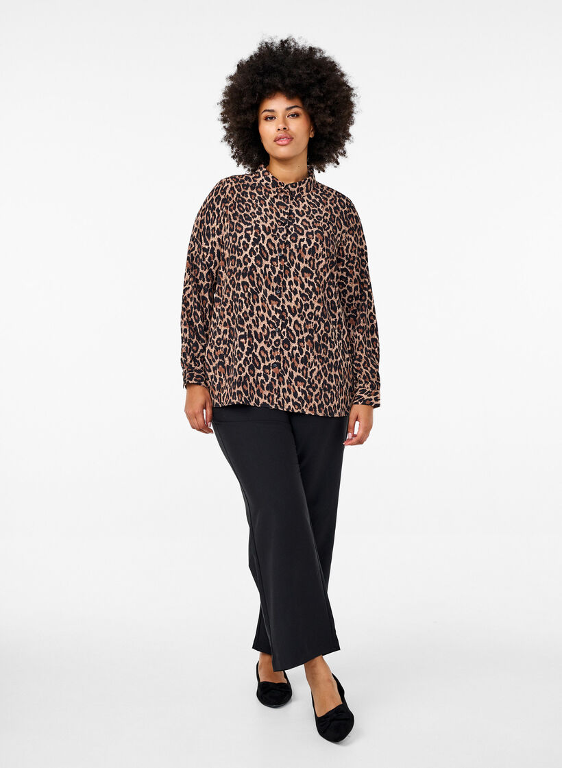 Bluse mit Leopardenmuster, Braun, Model image number 1