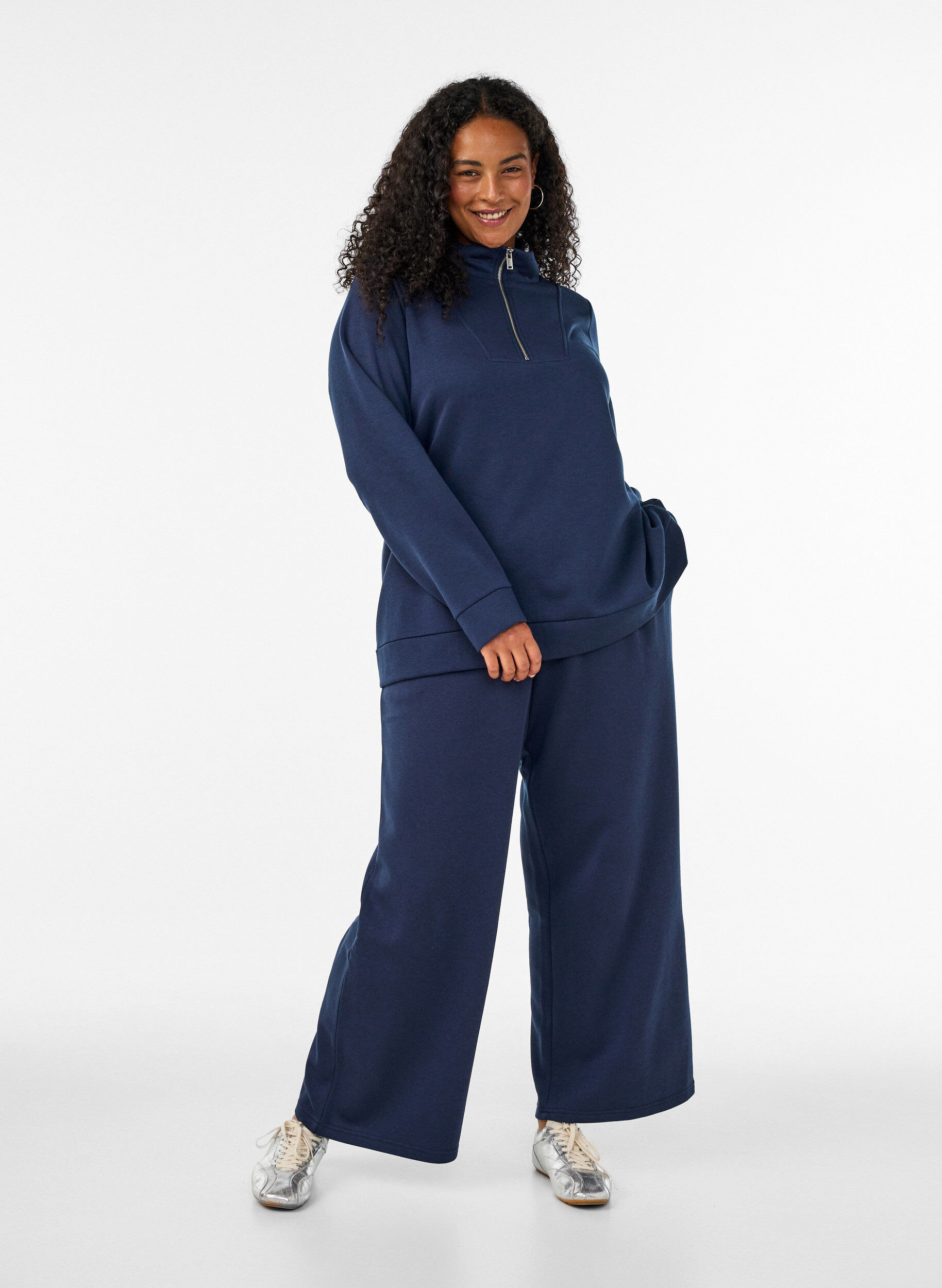 ZizziHoch taillierte Sweatpants mit weitem Bein, Blau, Model image number 0
