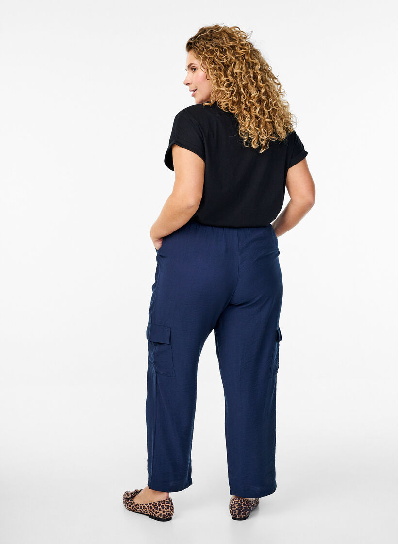 Cargohose mit hoher Taille, Blau, Model image number 1
