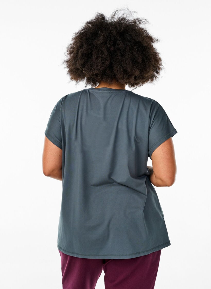 Einfarbiges Trainings-T-Shirt, Grün, Model image number 2