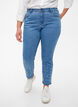 Schmal geschnittene Emily Jeans mit Perlen, Light Blue, Model image number 2