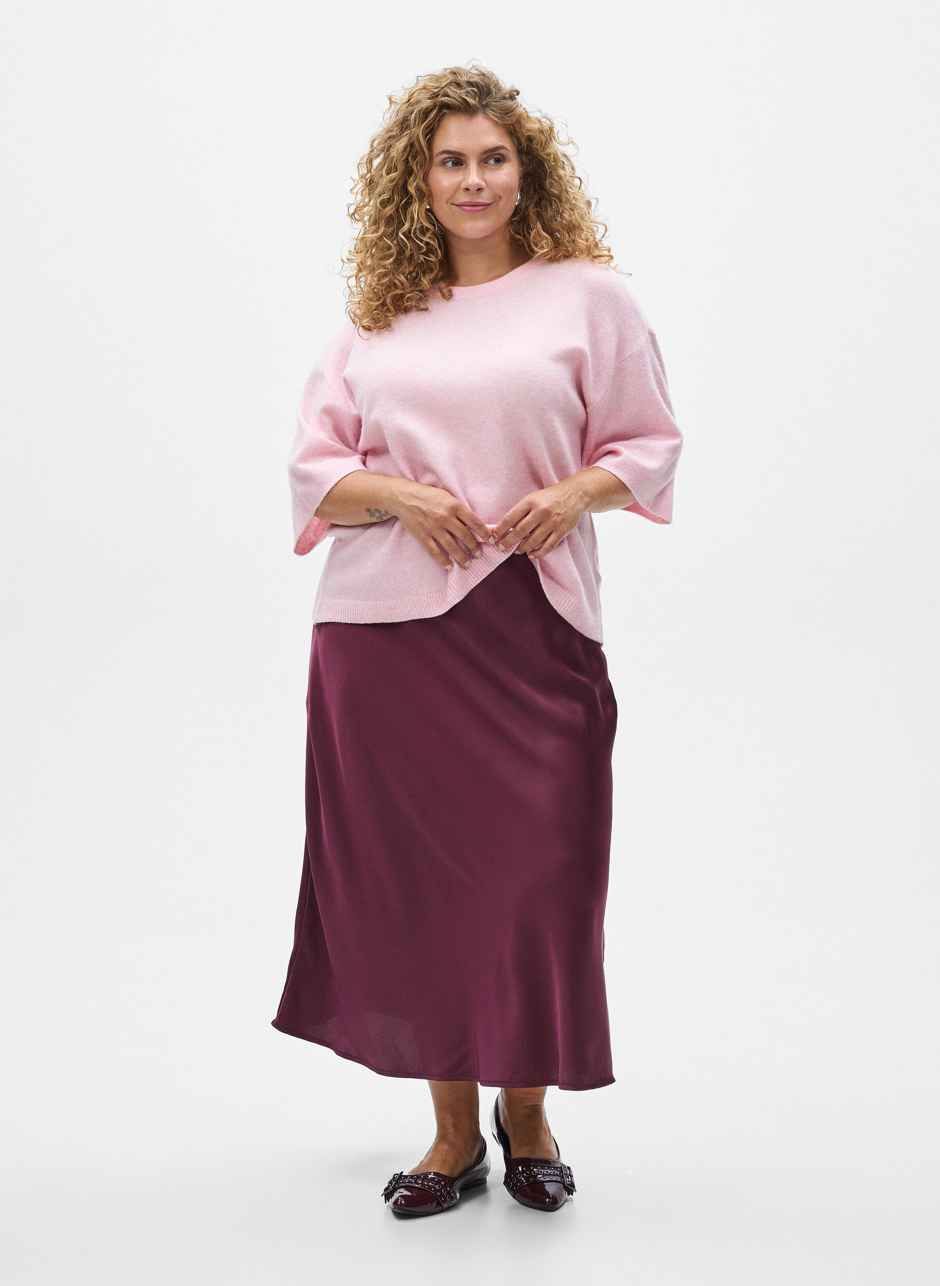 ZizziLocker sitzende Strickshirt mit kurzen &Auml;rmeln, Rot, Model image number 1