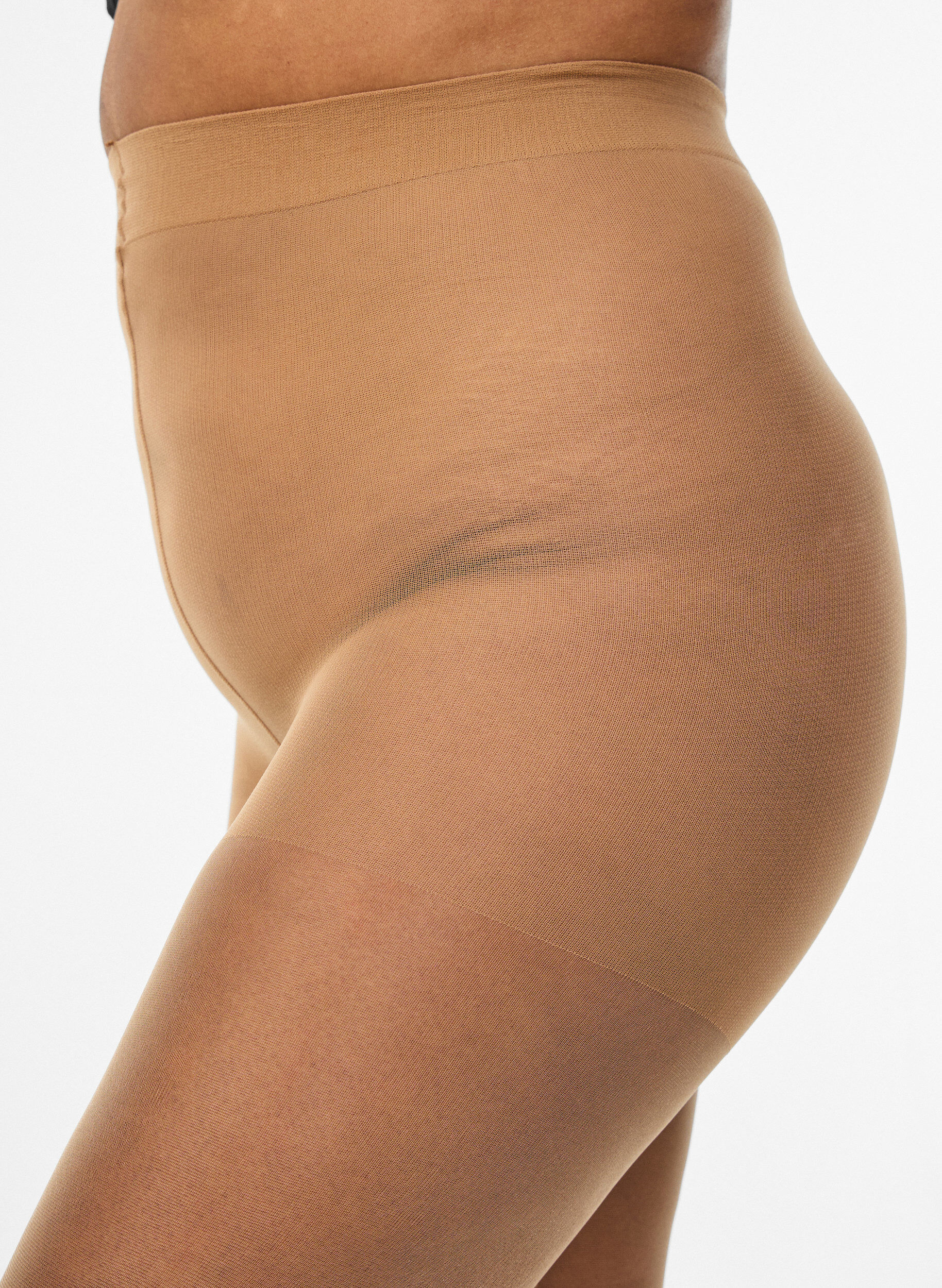 ZizziMatte Strumpfhosen in 30 Denier, Beige, Model image number 2