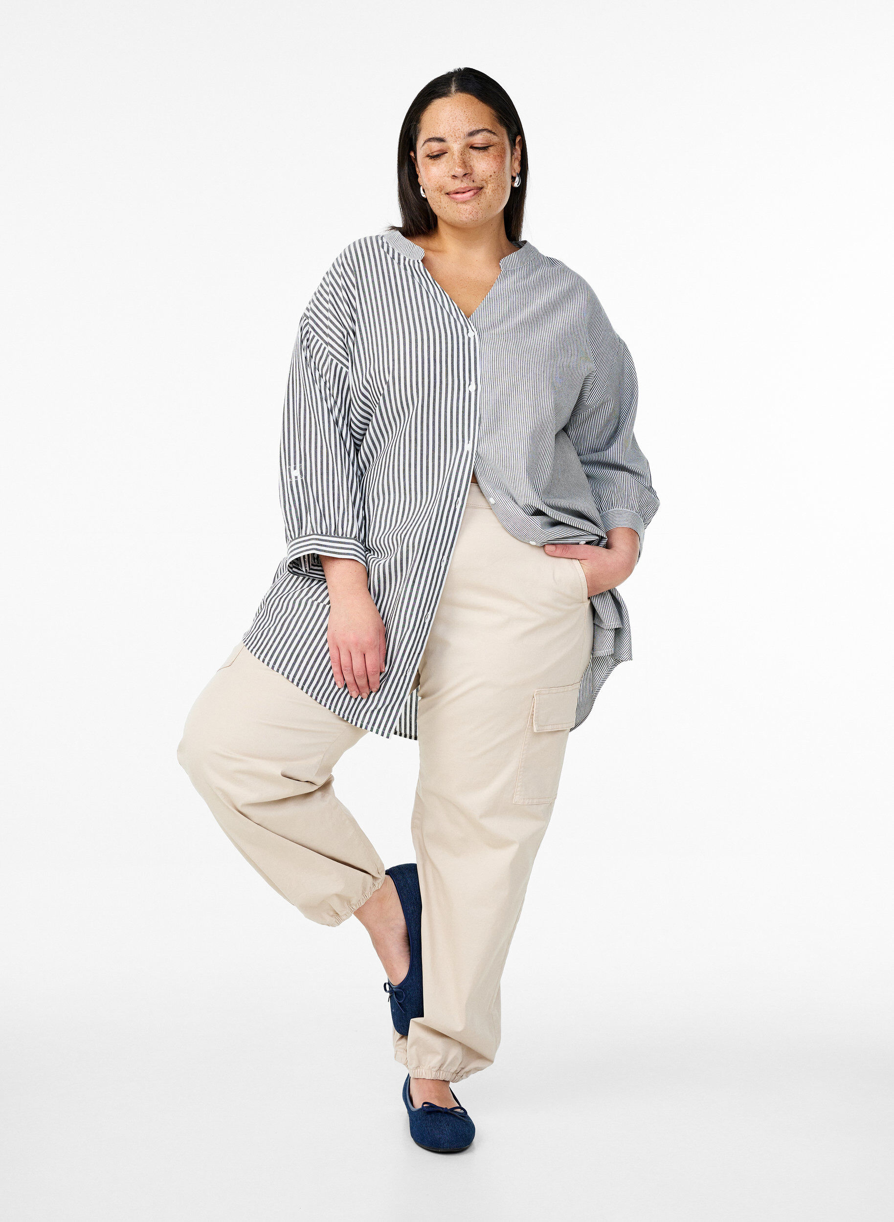 ZizziGestreifte Tunika mit 3/4-&Auml;rmeln, Schwarz, Model image number 1