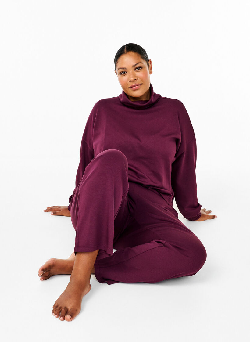 Bluse mit Rollkragen aus Modal-Mix, Dunkles Bordeaux, Image image number 0