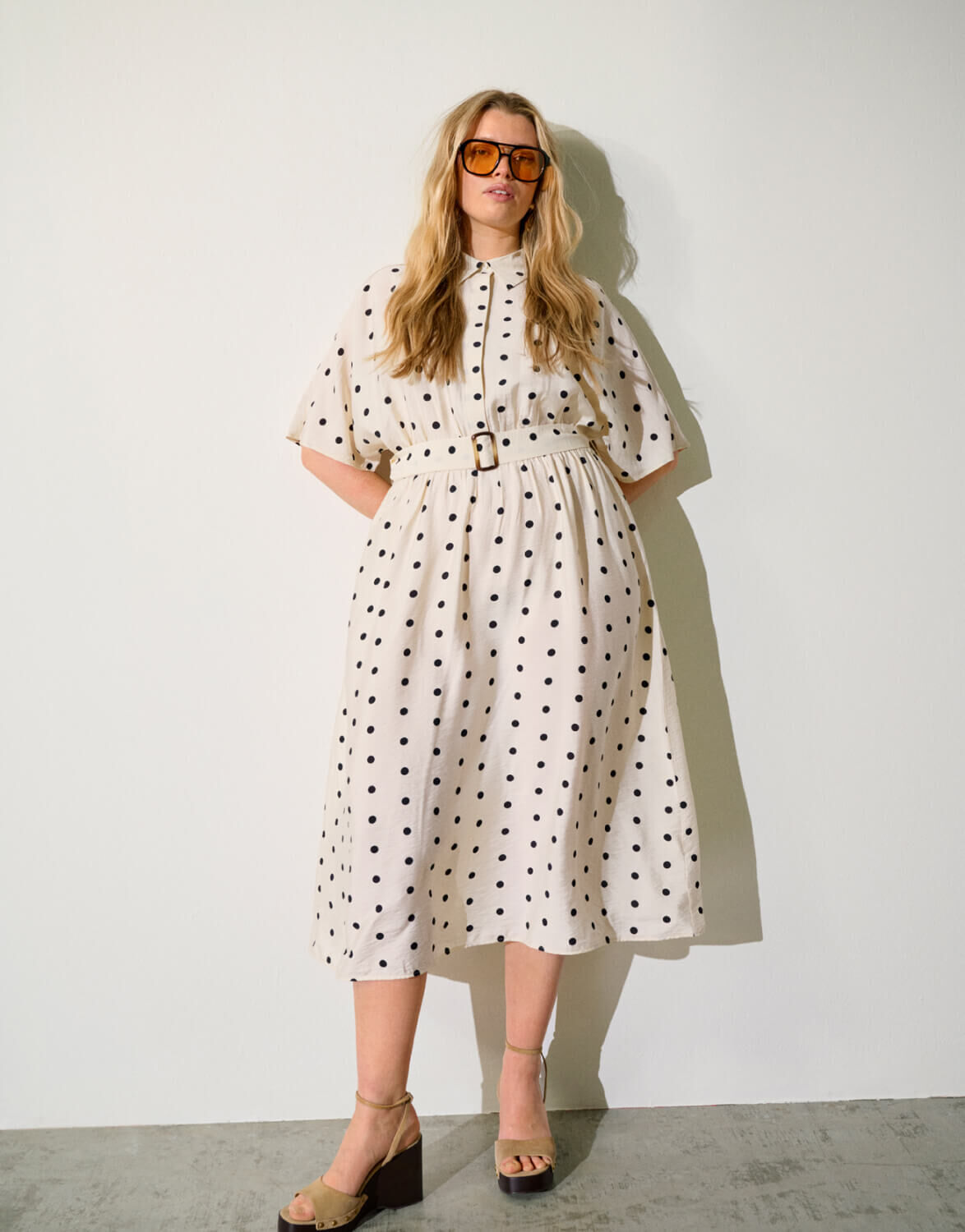 Wei&szlig;e Midikleider