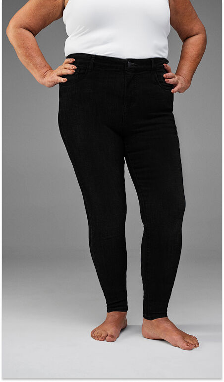  Super Slim-Fit-Jeans mit hoher Taille