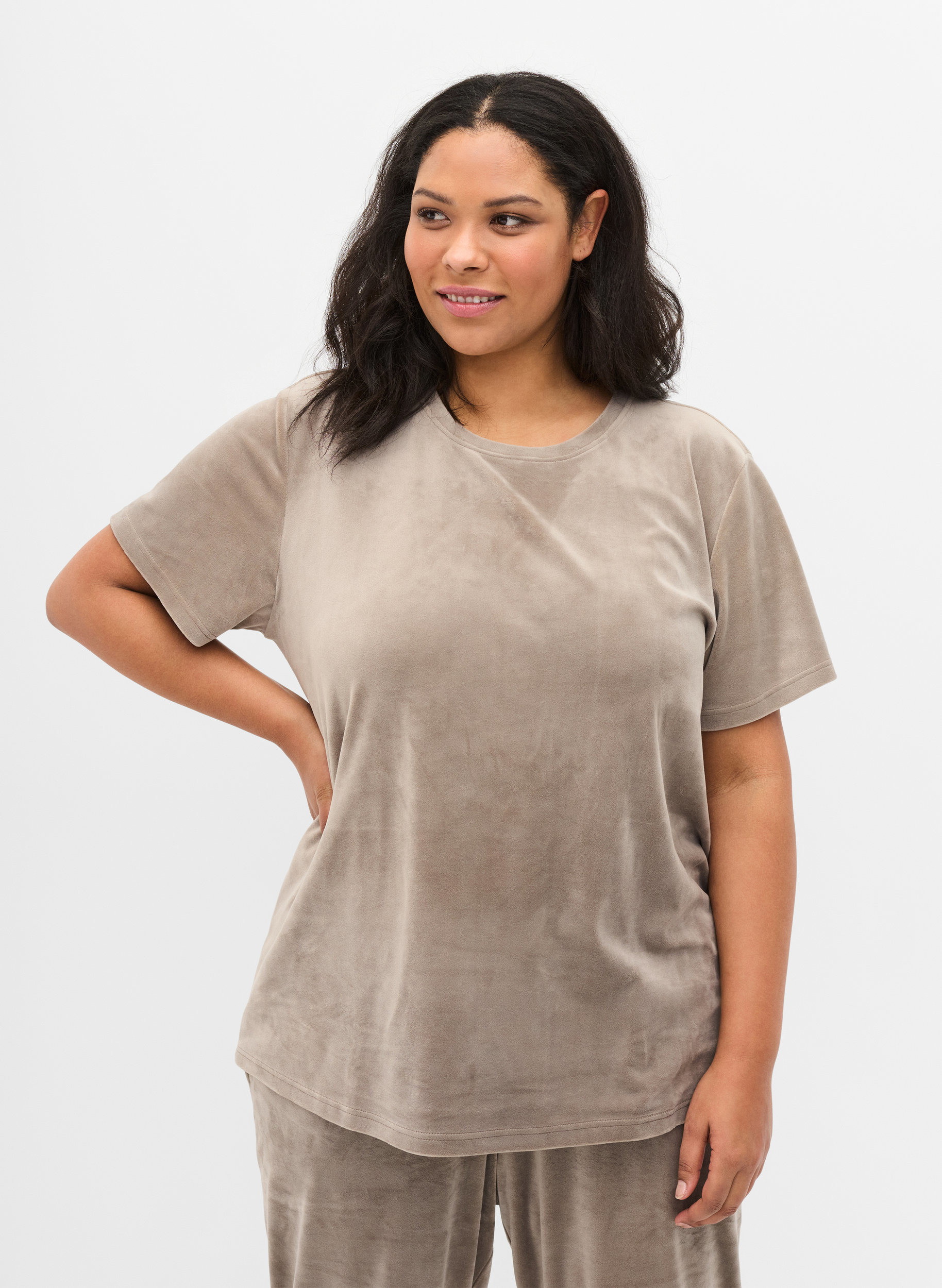 Kurzarm Velours T-Shirt, Taupe Gray, Model image number 0