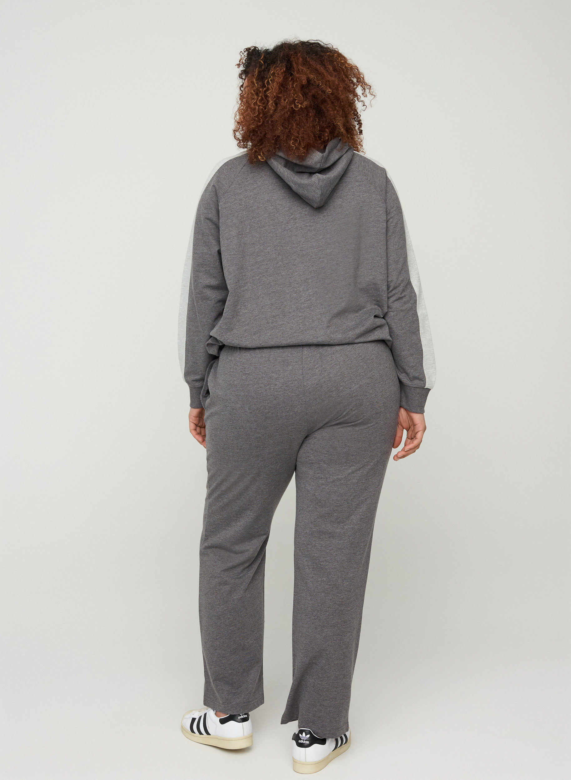 Weite Sweatpants mit Taschen, Dark Grey Melange, Model image number 0