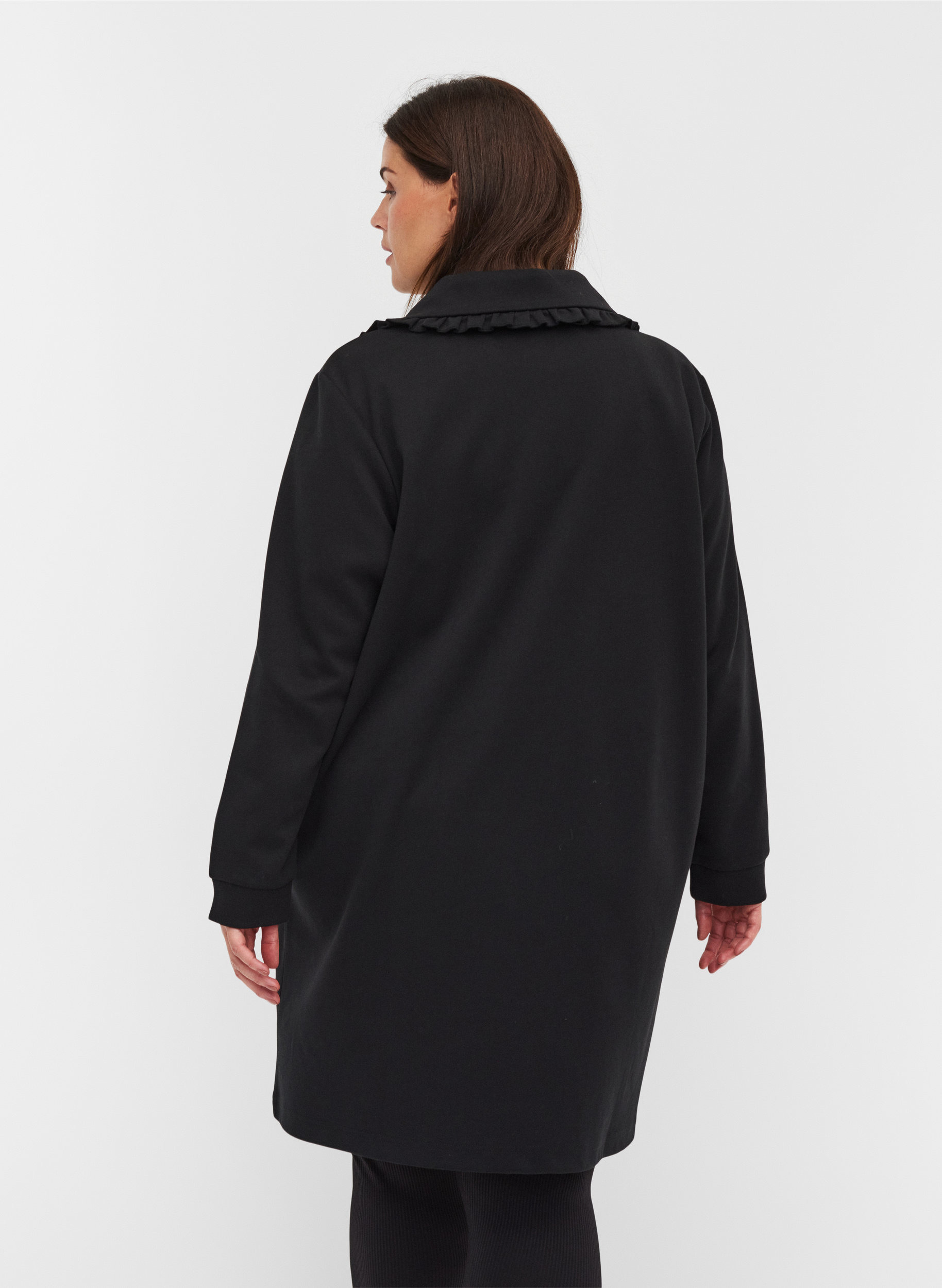 Lange Jacke mit breitem Kragen und Rüschendetails, Black, Model image number 1