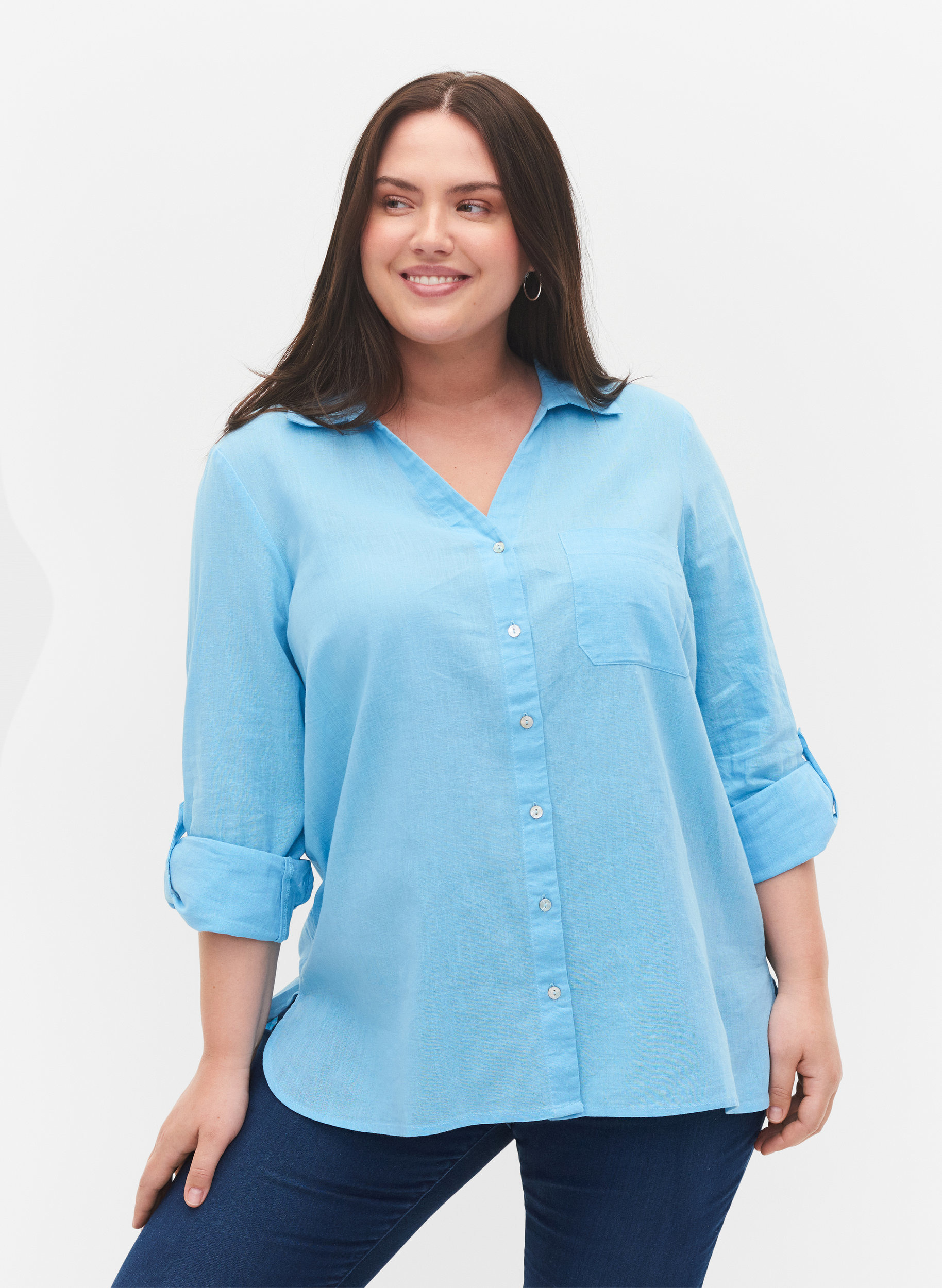 Bluse mit 3/4-Ärmeln und Knöpfen, Alaskan Blue, Model