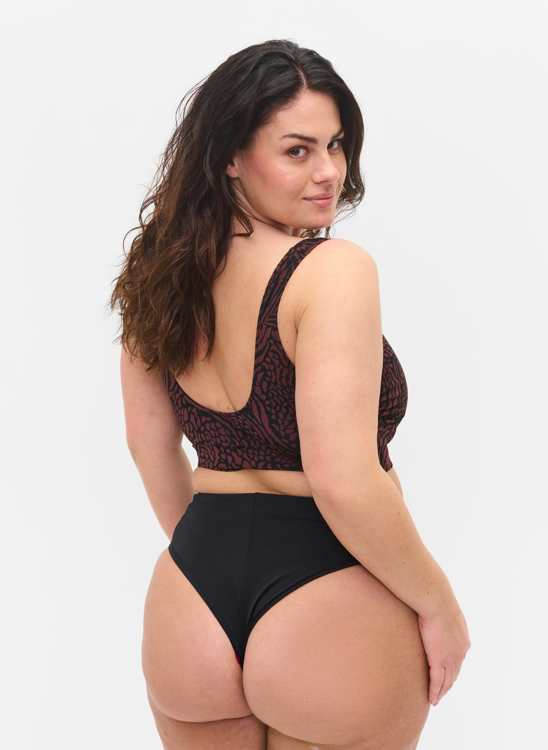 Bikinislip mit regulärer Taillenhöhe, Black, Model