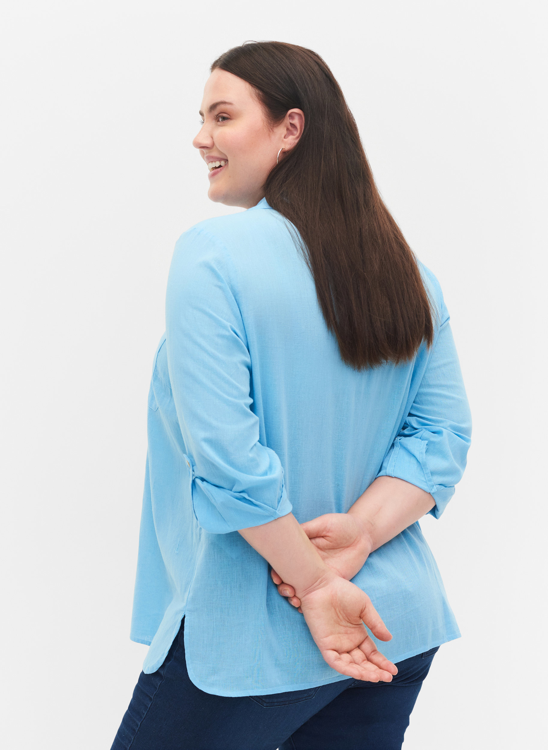 Bluse mit 3/4-Ärmeln und Knöpfen, Alaskan Blue, Model