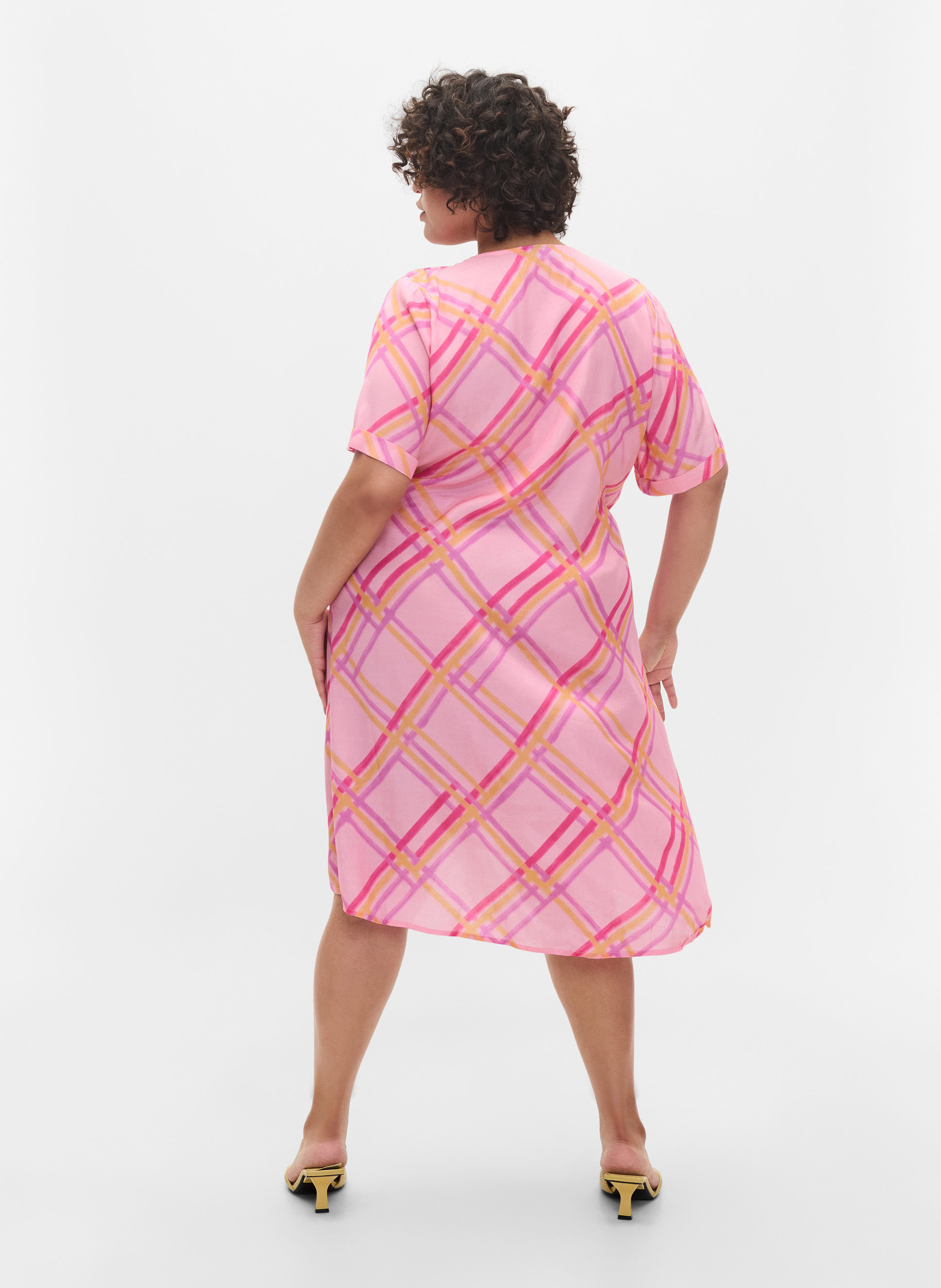 Kariertes Kleid aus Viskose mit Wickeleffekt, Pink Check, Model image number 1
